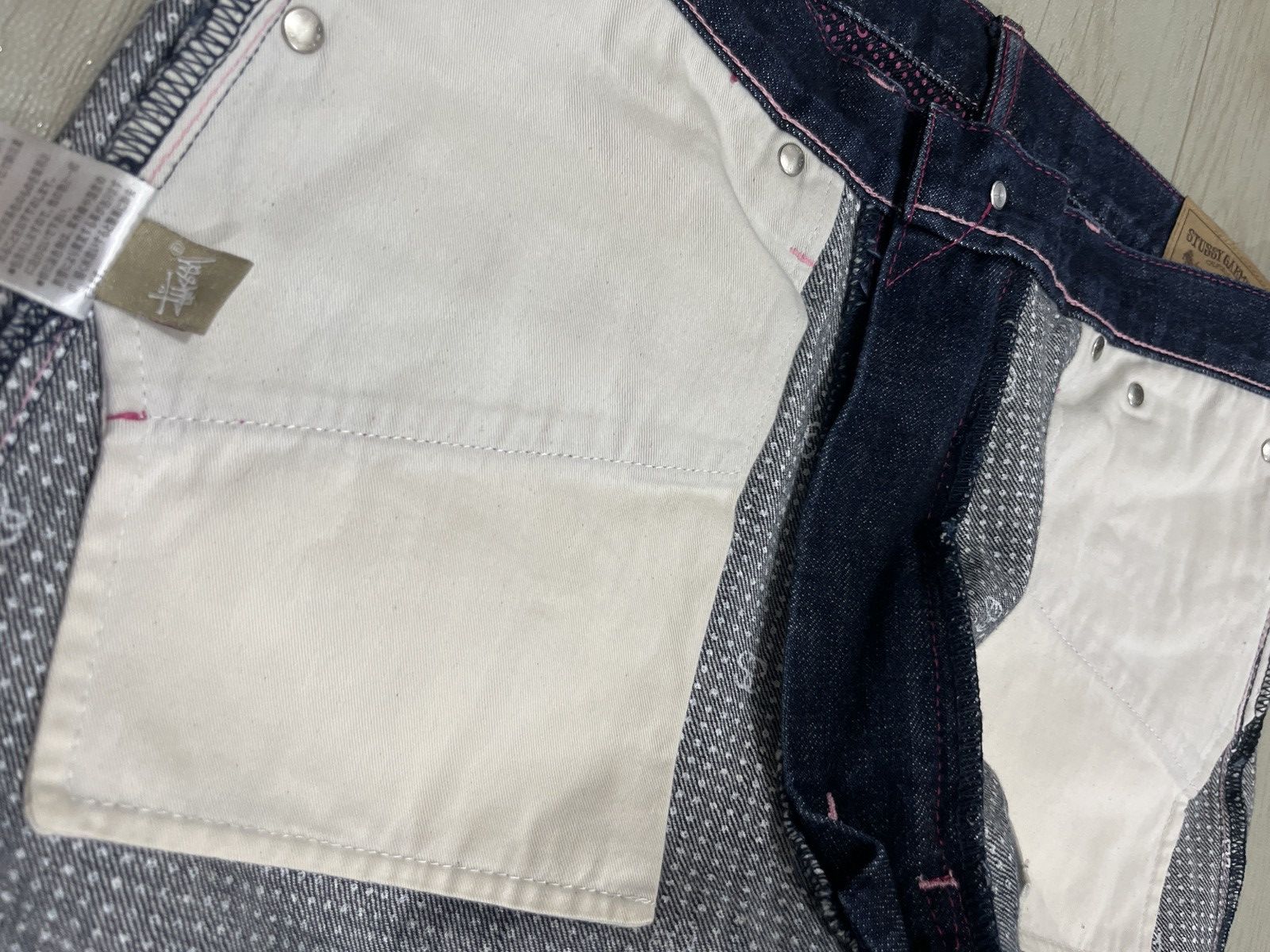 Stussy 00s Stussy jeans printed logo back pocket Size US 32 / EU 48 - 7 Thumbnail