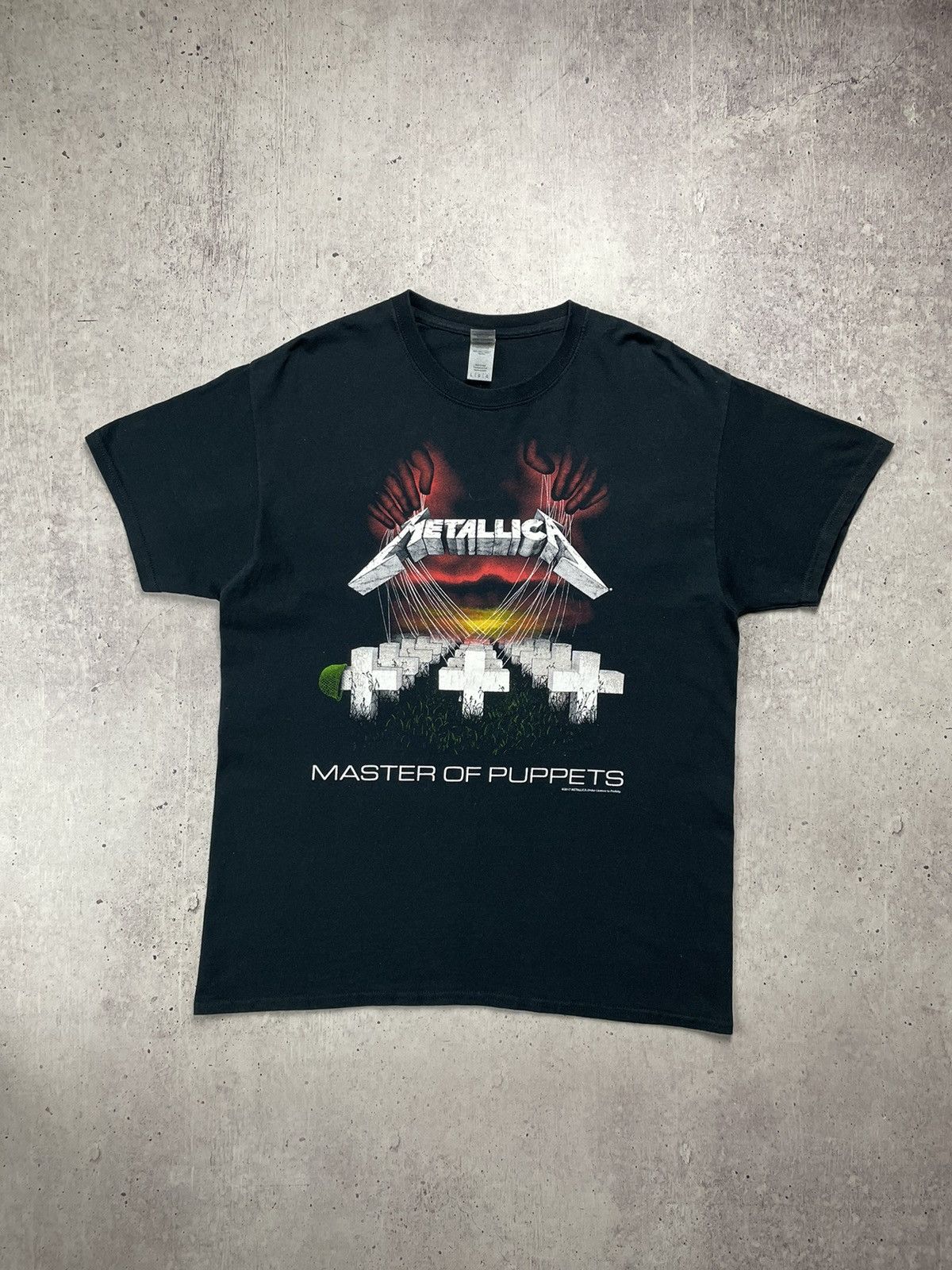 Band Tees × Metallica × Vintage Vintage Metallica Master Of Puppets 2017 Band T-shirt Size US L / EU 52-54 / 3 - 1 Thumbnail