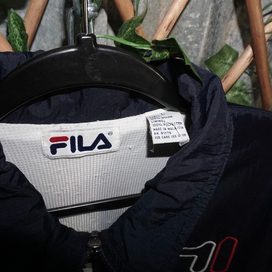 Fila Large - Vintage Y2K Fila embroider 2tone zip up windbreaker Size US L / EU 52-54 / 3 - 3 Thumbnail