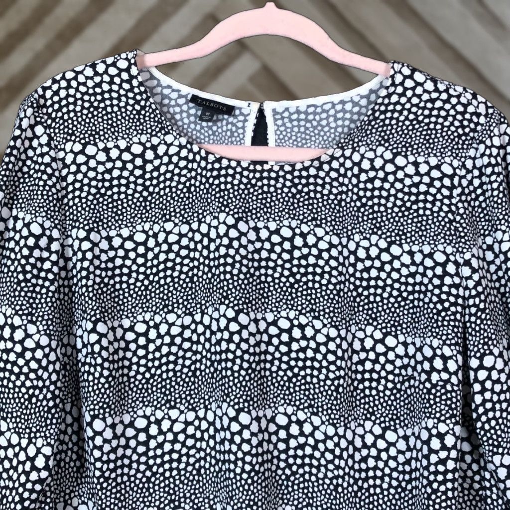 Talbots VINTAGE Talbots Blouse Animal Print Long Sleeve Side Tie M Women Black Cream Size M / US 6-8 / IT 42-44 - 1 Thumbnail