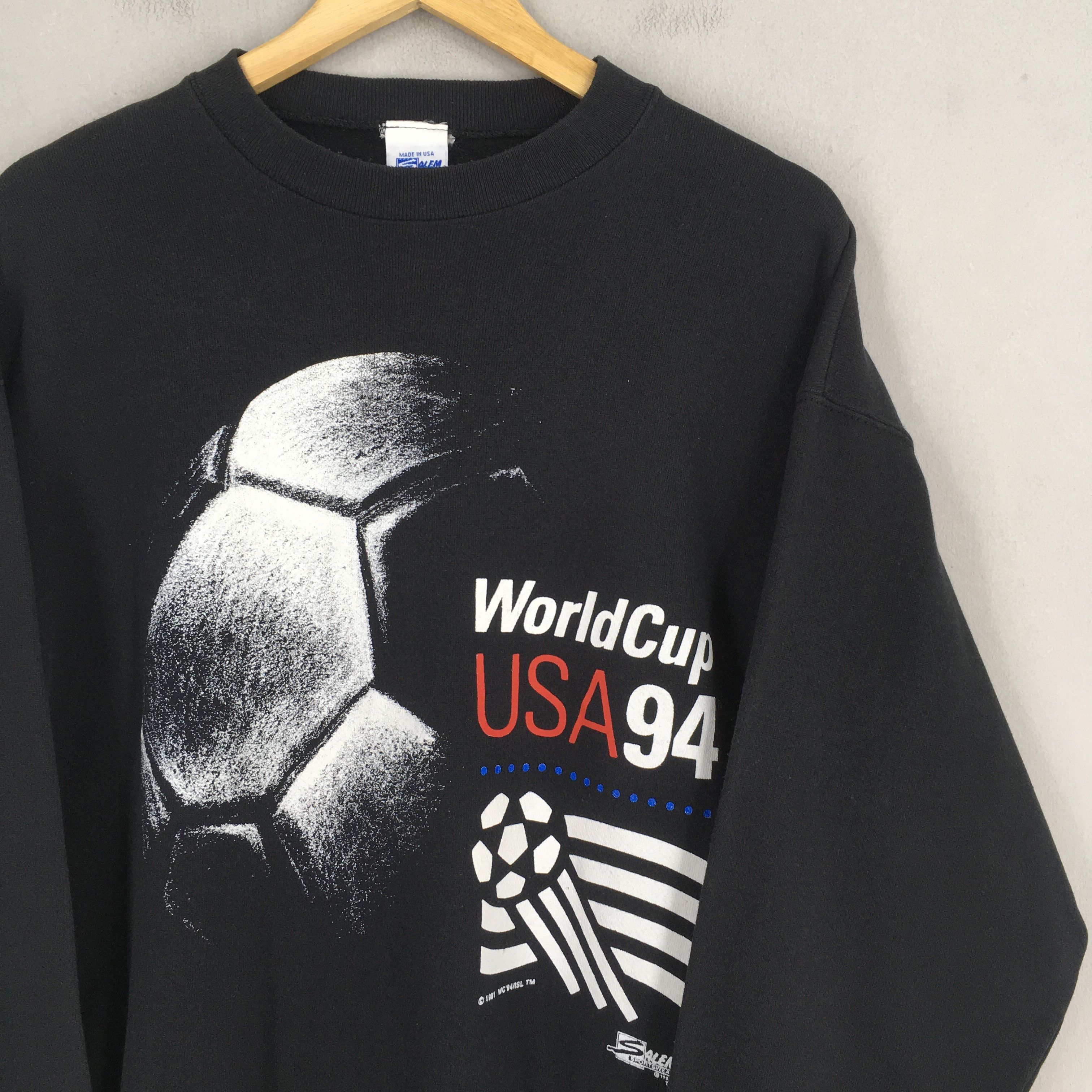 Salem Sportswear Vintage 90s FIFA World Cup USA Sweatshirt Large Size US L / EU 52-54 / 3 - 2 Thumbnail