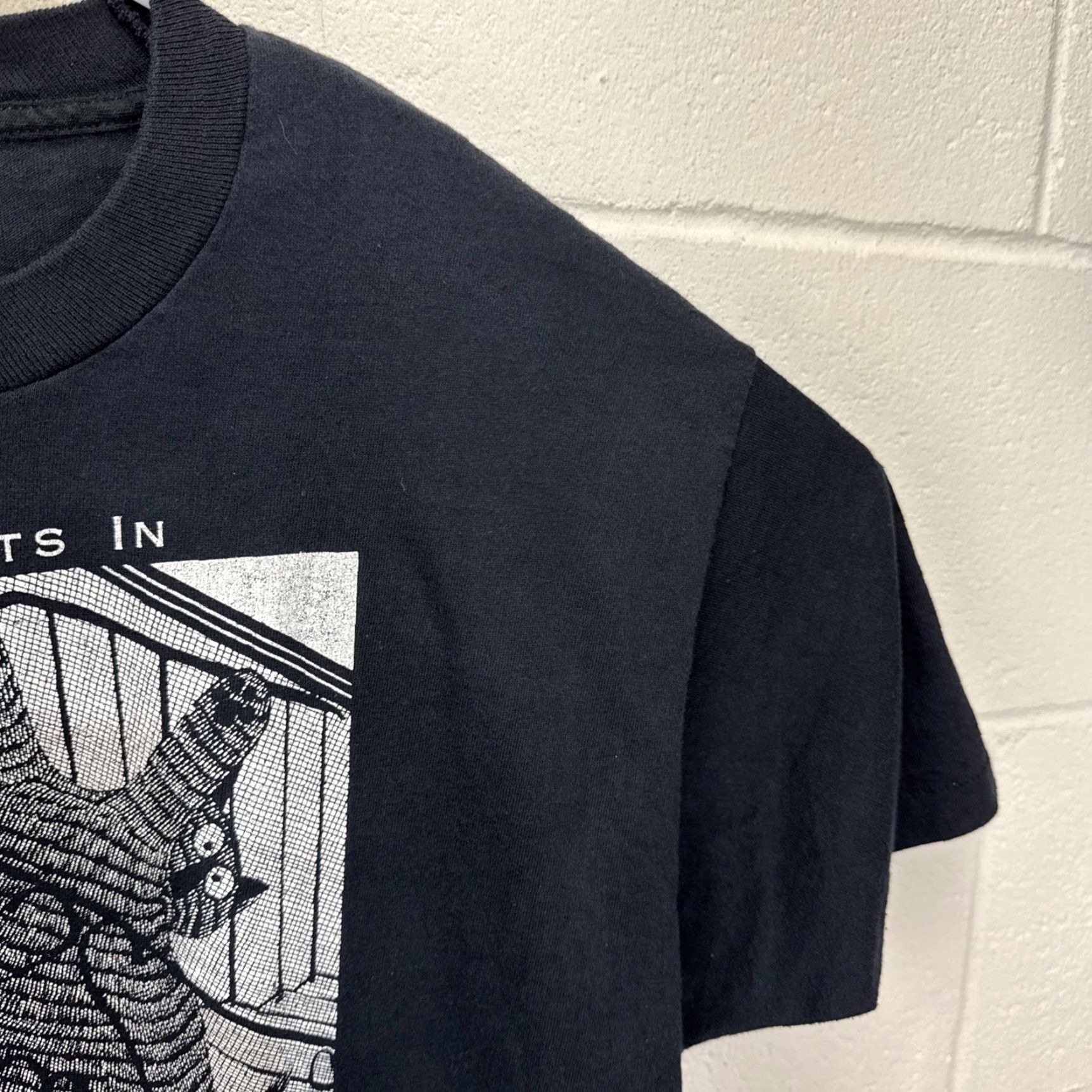Fruit Of The Loom VINTAGE Fruit of the Loom 90s Stuart Katt Cat Wants Out Graphic Tee T-Shirt Black Adult Large Single Stitch Mens Size US L / EU 52-54 / 3 - 6 Thumbnail