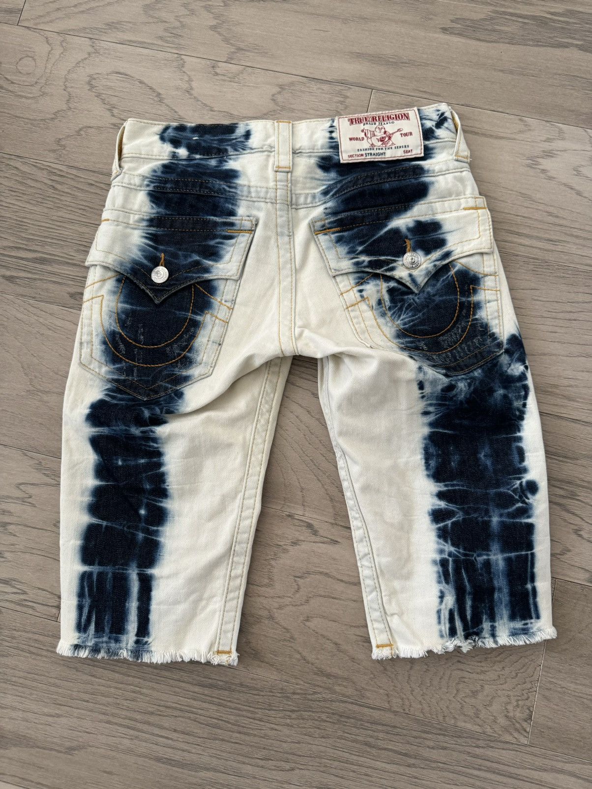True Religion True Religion Denim shorts “Blue Dye” Size US 28 / EU 44 - 2 Thumbnail