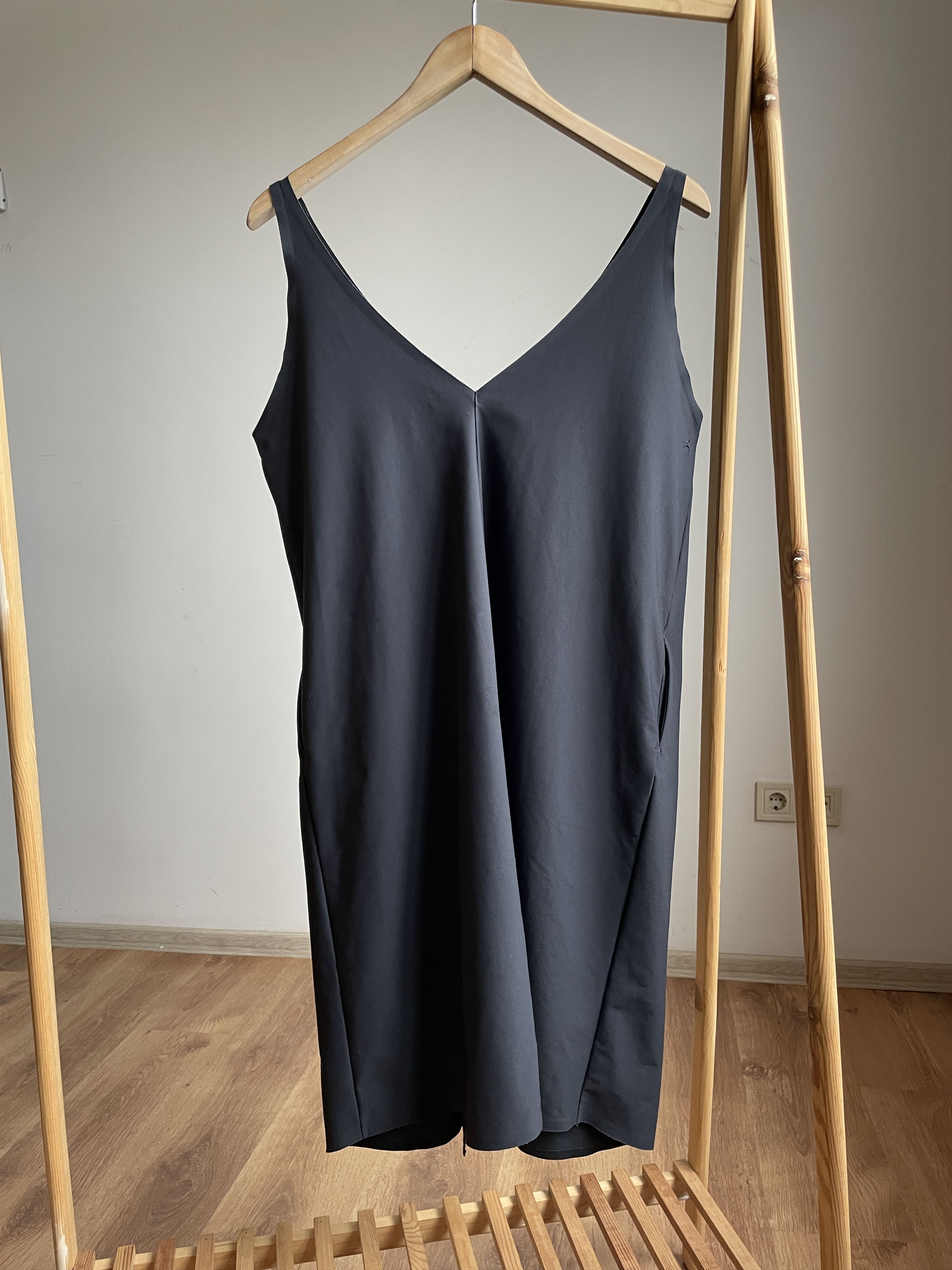 Other Aday Over In One Wrap Stretch Pockets Tank Dress Size M / US 6-8 / IT 42-44 - 3 Thumbnail