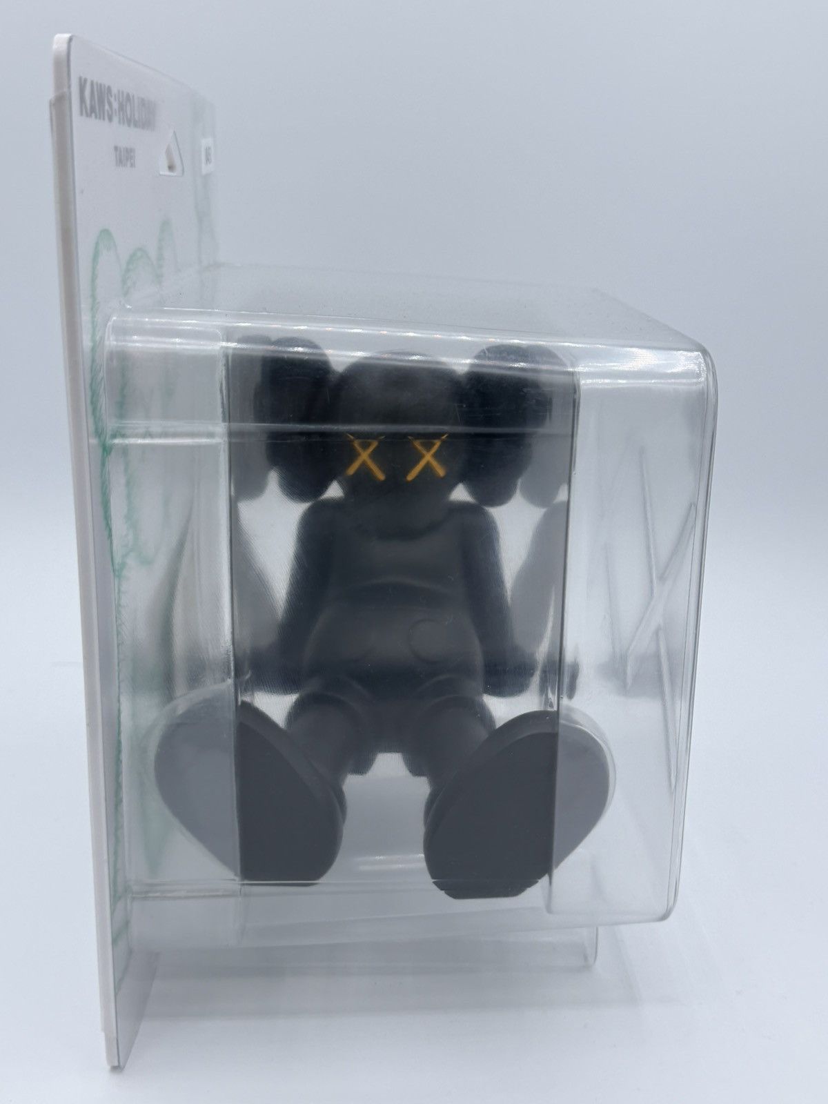 Kaws KAWS Holiday Taipei Vinyl figure Size ONE SIZE - 2 Thumbnail