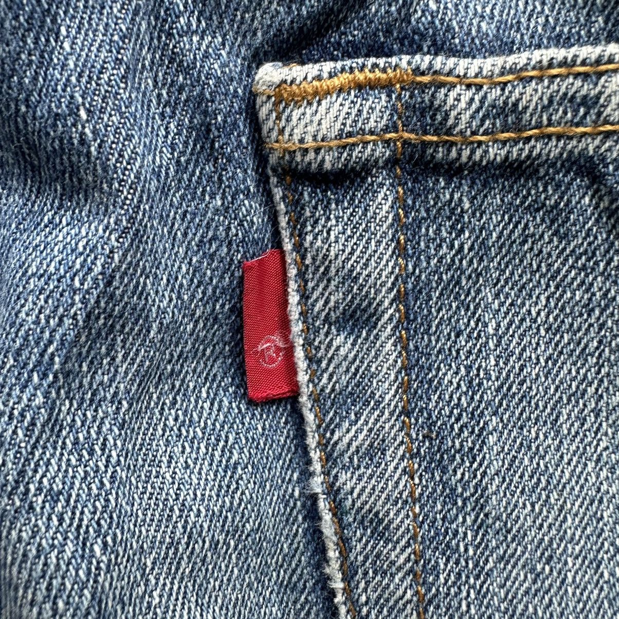 Japanese Brand × Jean × Vintage Vintage Japanese Distressed Faded Denim Jean Pant W31 Size US 31 - 13 Thumbnail
