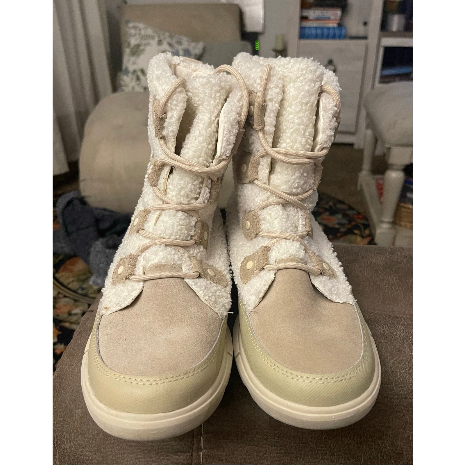 SOREL Sorel Women’s Cream Gray Explorer II Joan Cozy Boots 9.5 Size US 9.5 / IT 39.5 - 1 Thumbnail