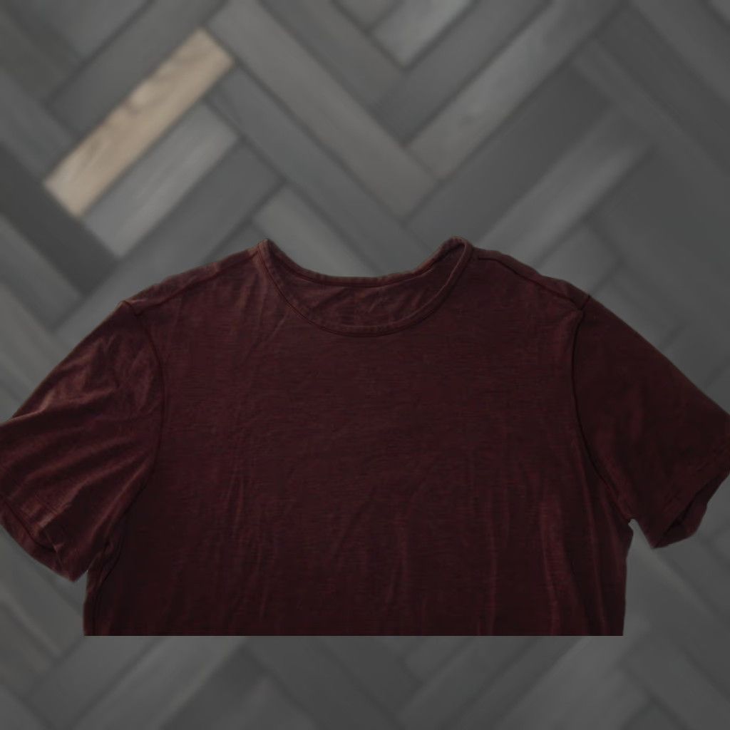 Lululemon Lululemon T-Shirt Men Regular L Purple Solid Activewear Shirt Size US L / EU 52-54 / 3 - 1 Thumbnail