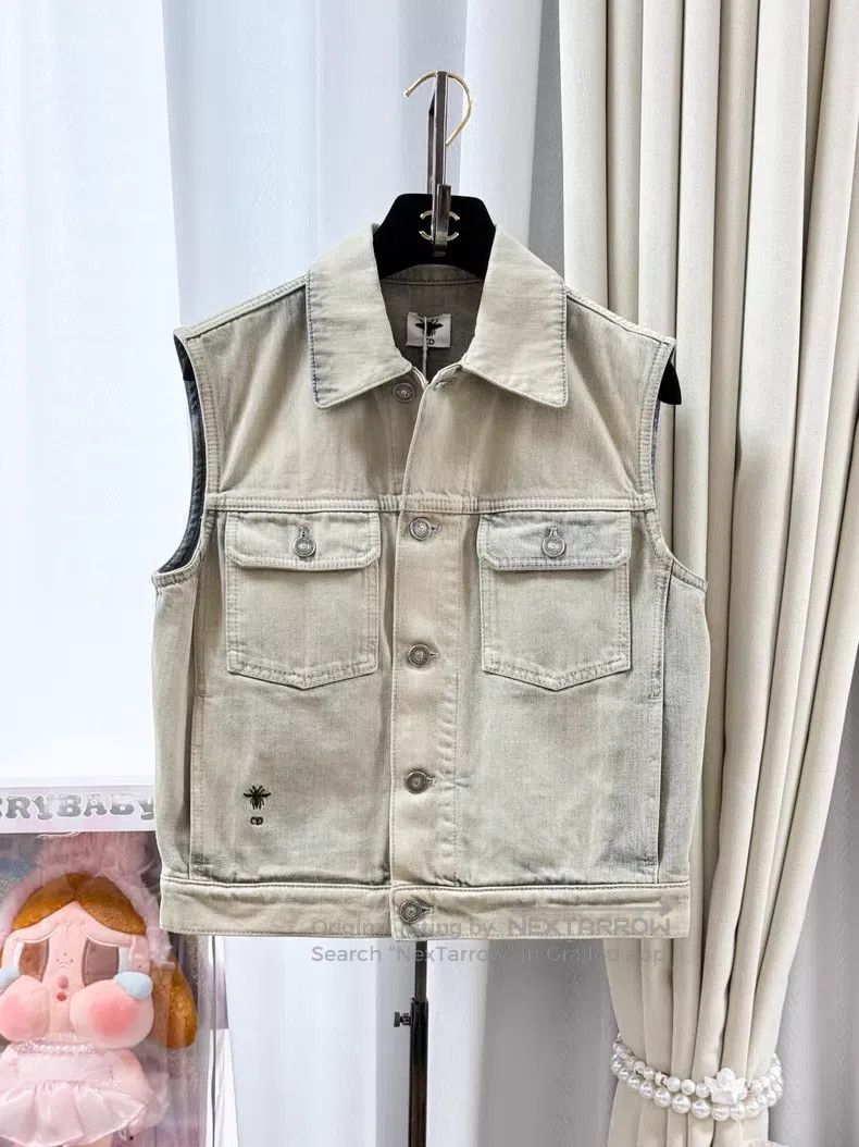 Dior Dior Make an old lapel sleeveless denim jacket vest Size XS / US 0-2 / IT 36-38 - 1 Thumbnail