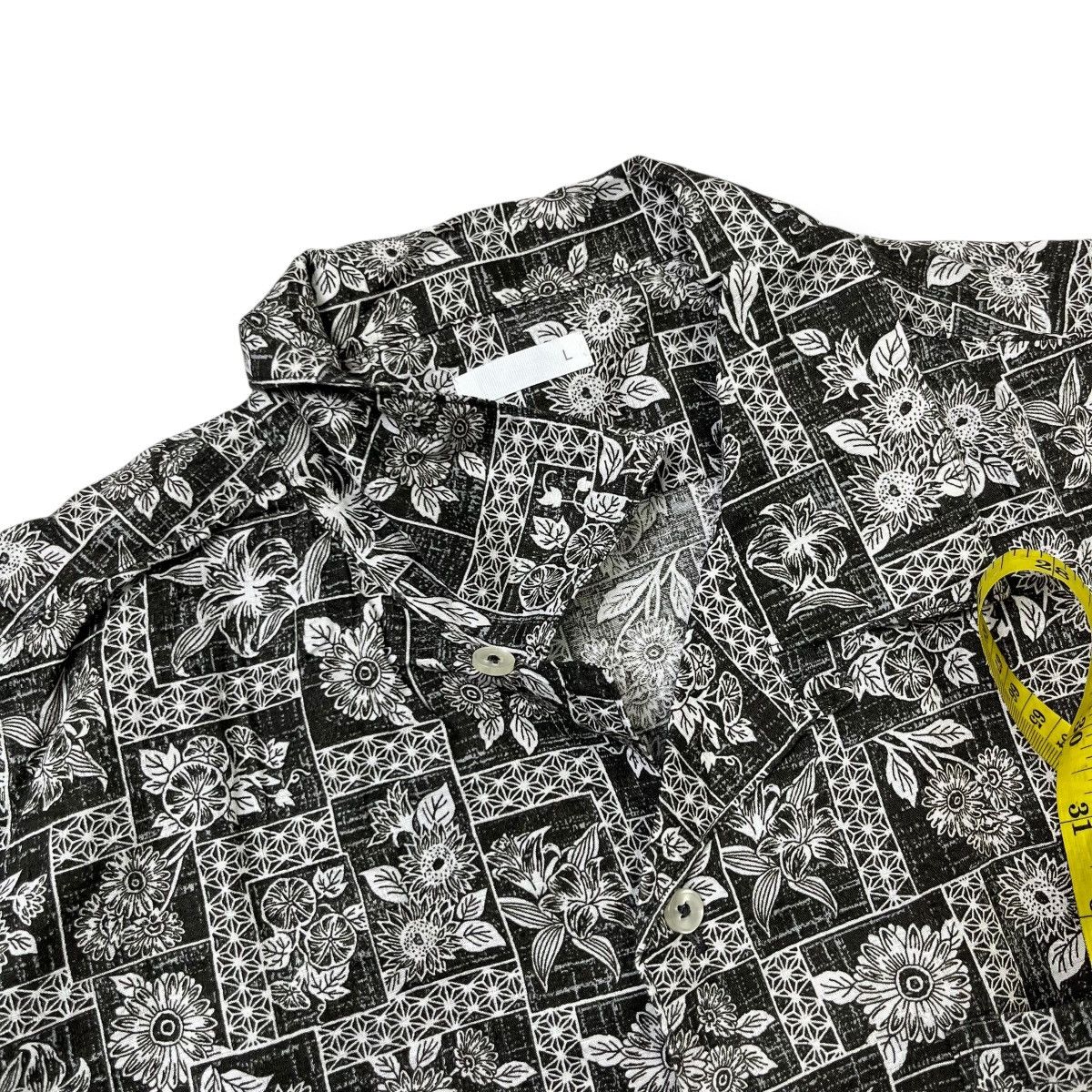 Tornado Mart GU loop collar shirt hawaiian Size US L / EU 52-54 / 3 - 5 Thumbnail