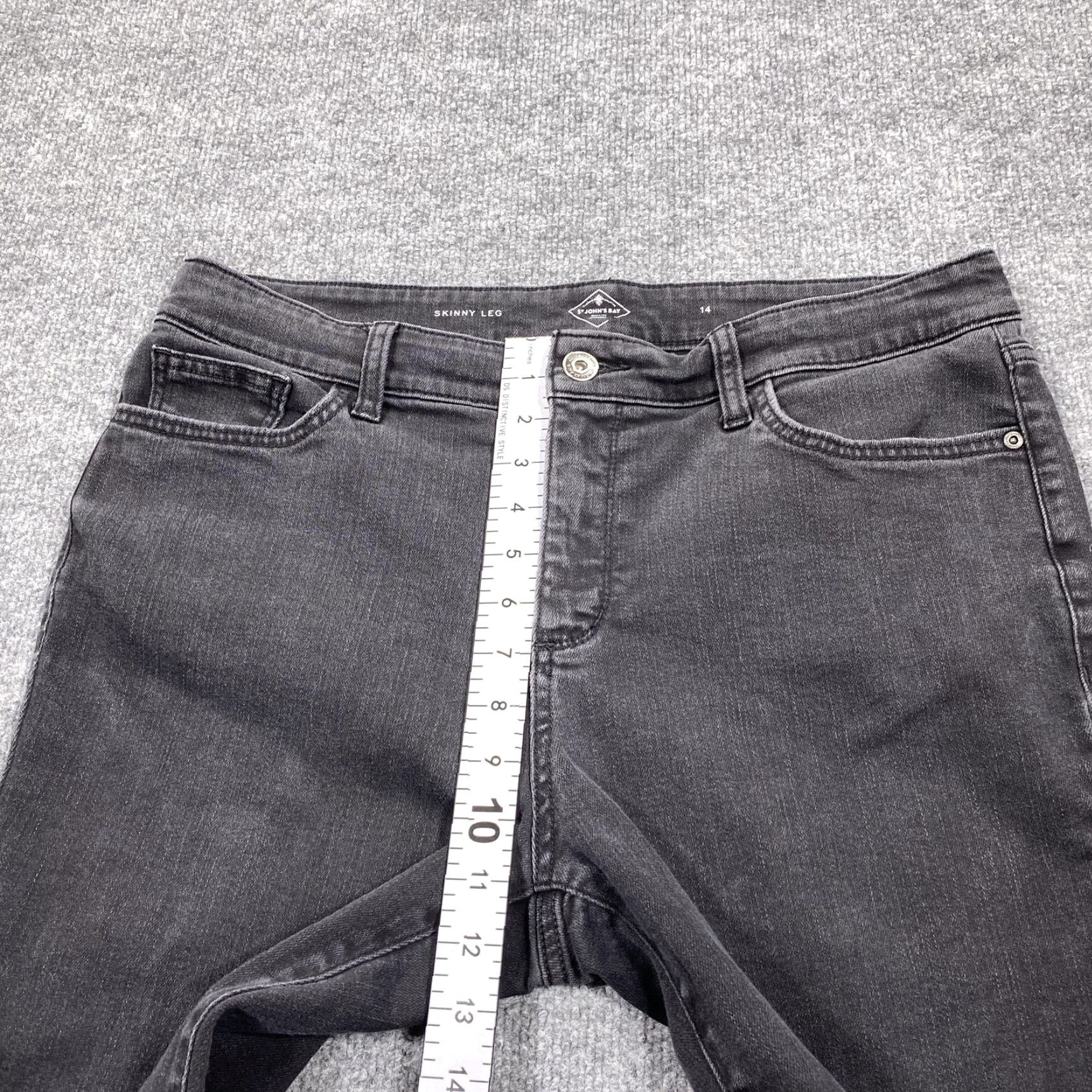 Vintage St. John's Bay Jeans Womens 14 Gray Charcoal Wash Skinny Slim Stretch Denim Size 36" / US 14 / IT 50 - 6 Thumbnail