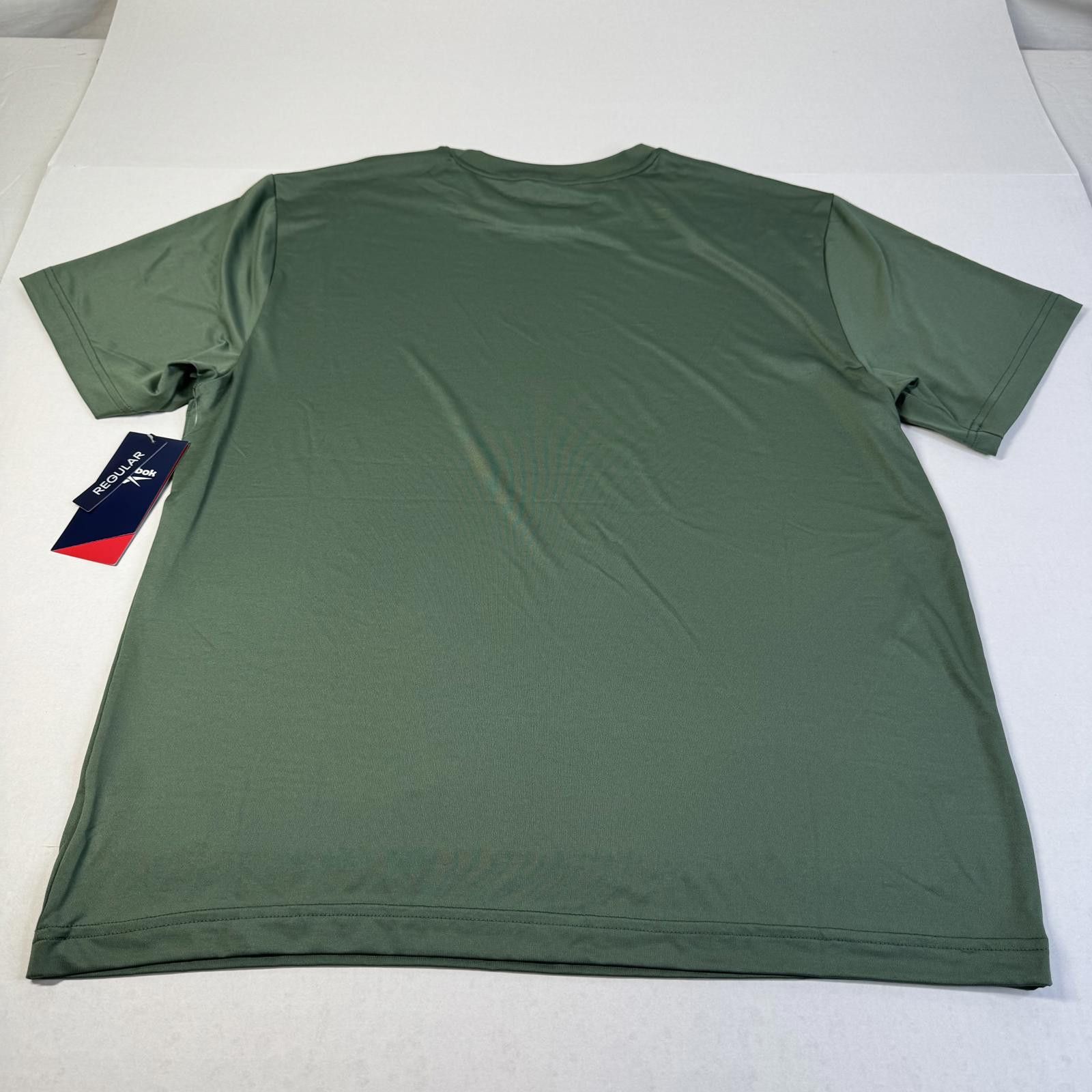 Reebok Reebok Men’s Duck Green Vector Bolt Top With Tag Size M Size US M / EU 48-50 / 2 - 3 Thumbnail