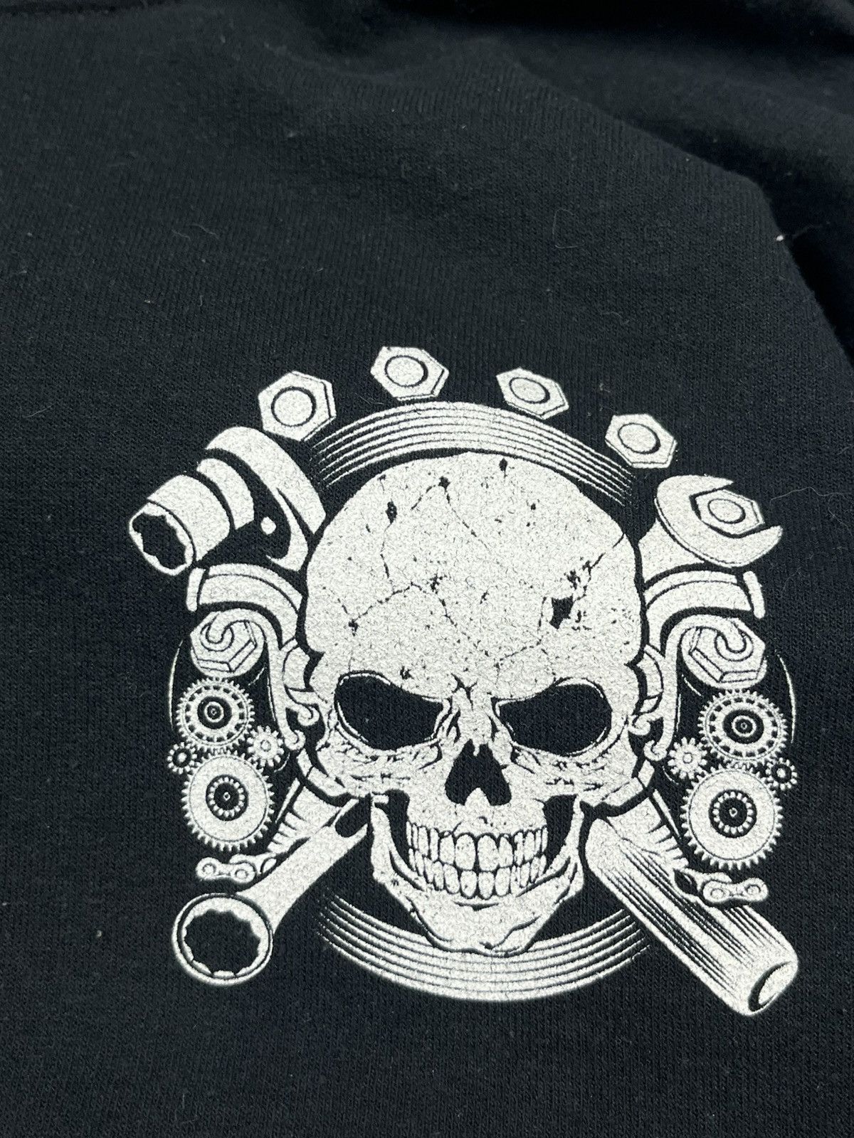 Band Tees Vintage Y2K mechanic skull big logo hoodie streetwear size M Size US M / EU 48-50 / 2 - 4 Thumbnail