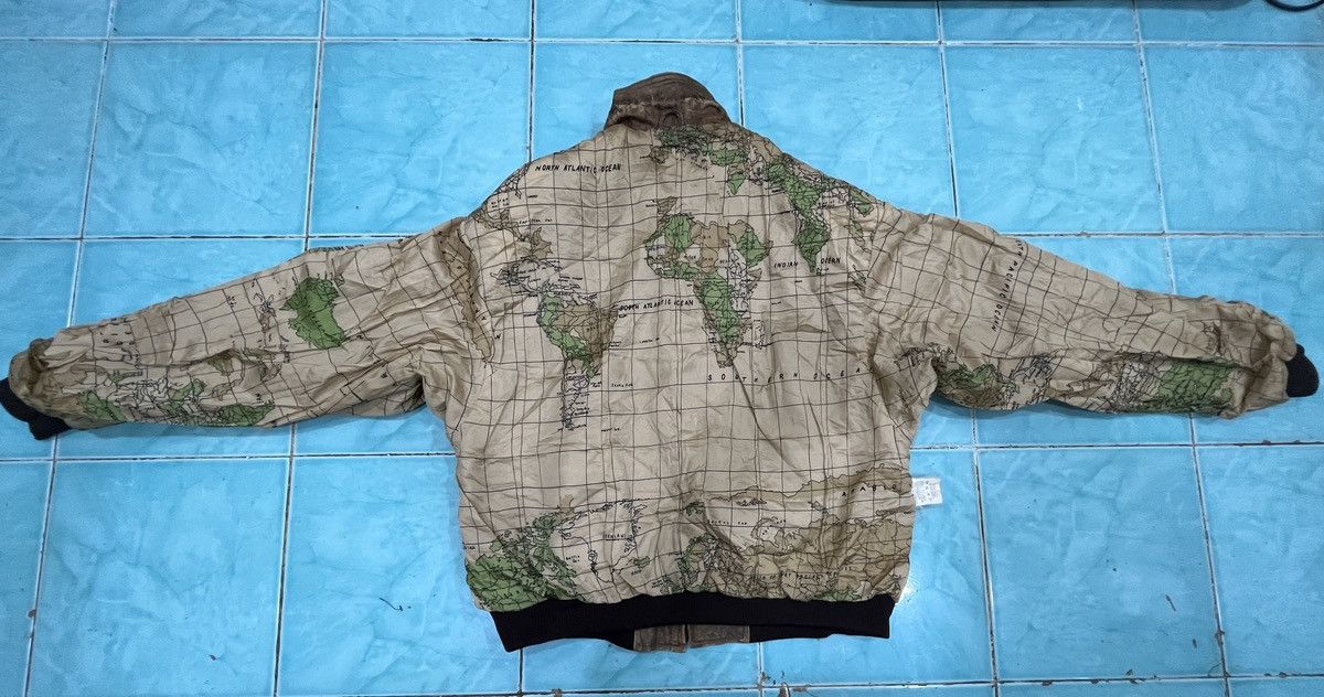 Japanese Brand × Leather VINTAGE RARE "World Map" Leather Jacket Bomber Size US L / EU 52-54 / 3 - 9 Thumbnail