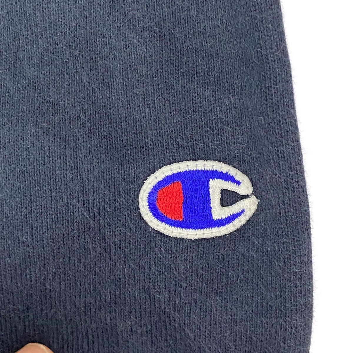 Other Vintage Champion Logo Crewneck Sweatshirt Navy Blue Size US L / EU 52-54 / 3 - 5 Thumbnail