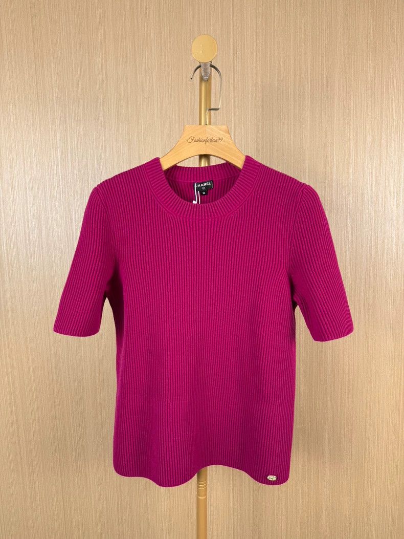Chanel Chanel Pink Half-Sleeve Knit Top Size US S / EU 44-46 / 1 - 1 Thumbnail