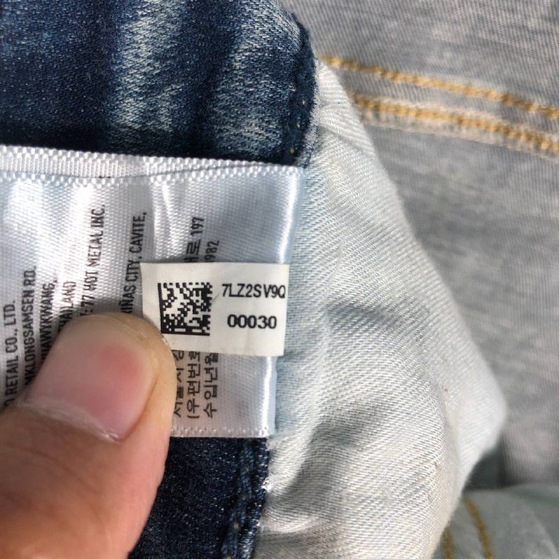 American Eagle Outfitters Vintage American Eagle super skinny Distressed Jean pant Size US 30 / EU 46 - 16 Thumbnail