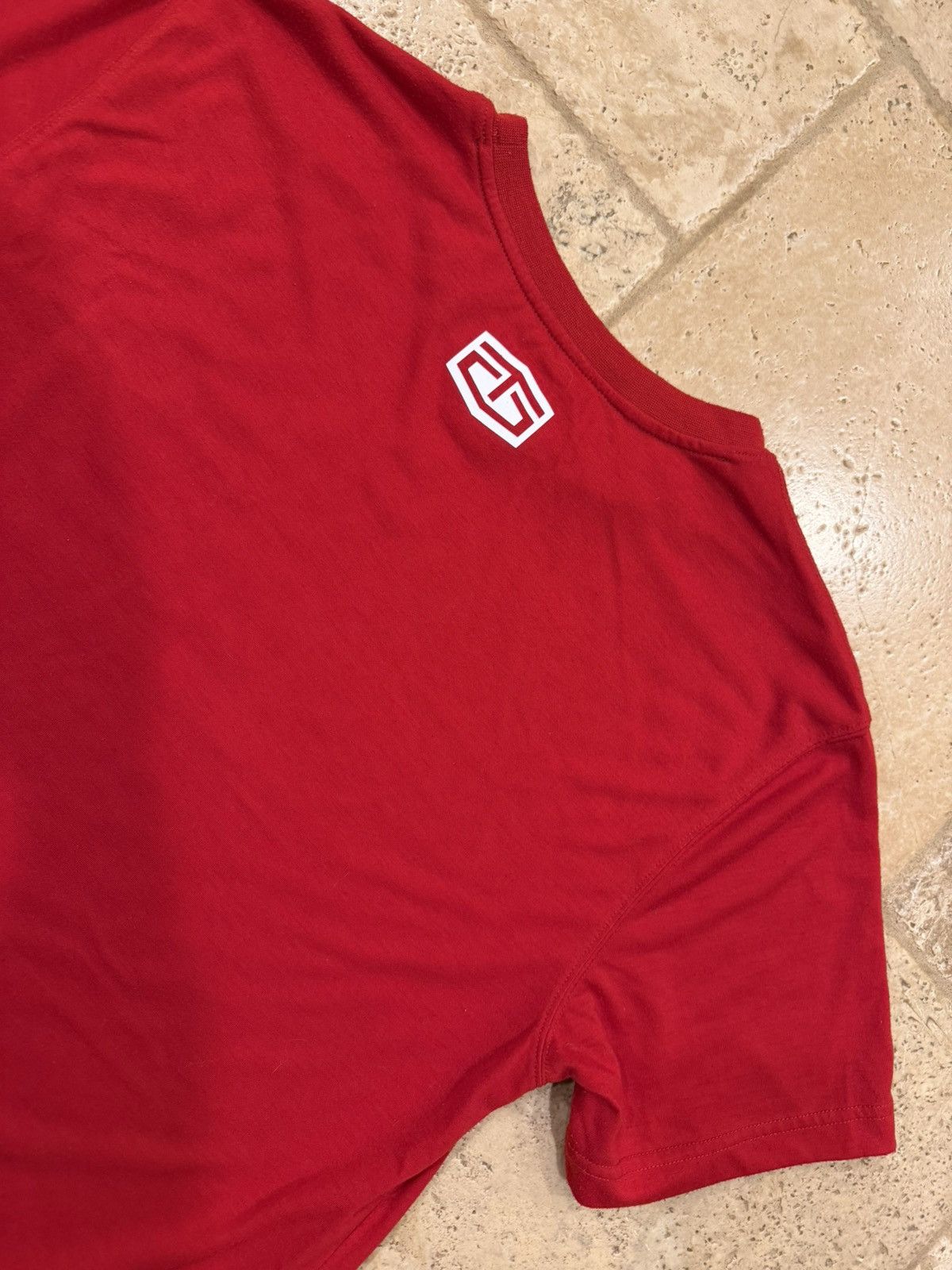 Vintage Vintage Tapout MMA Red Short Sleeve T-Shirt Size US M / EU 48-50 / 2 - 10 Thumbnail