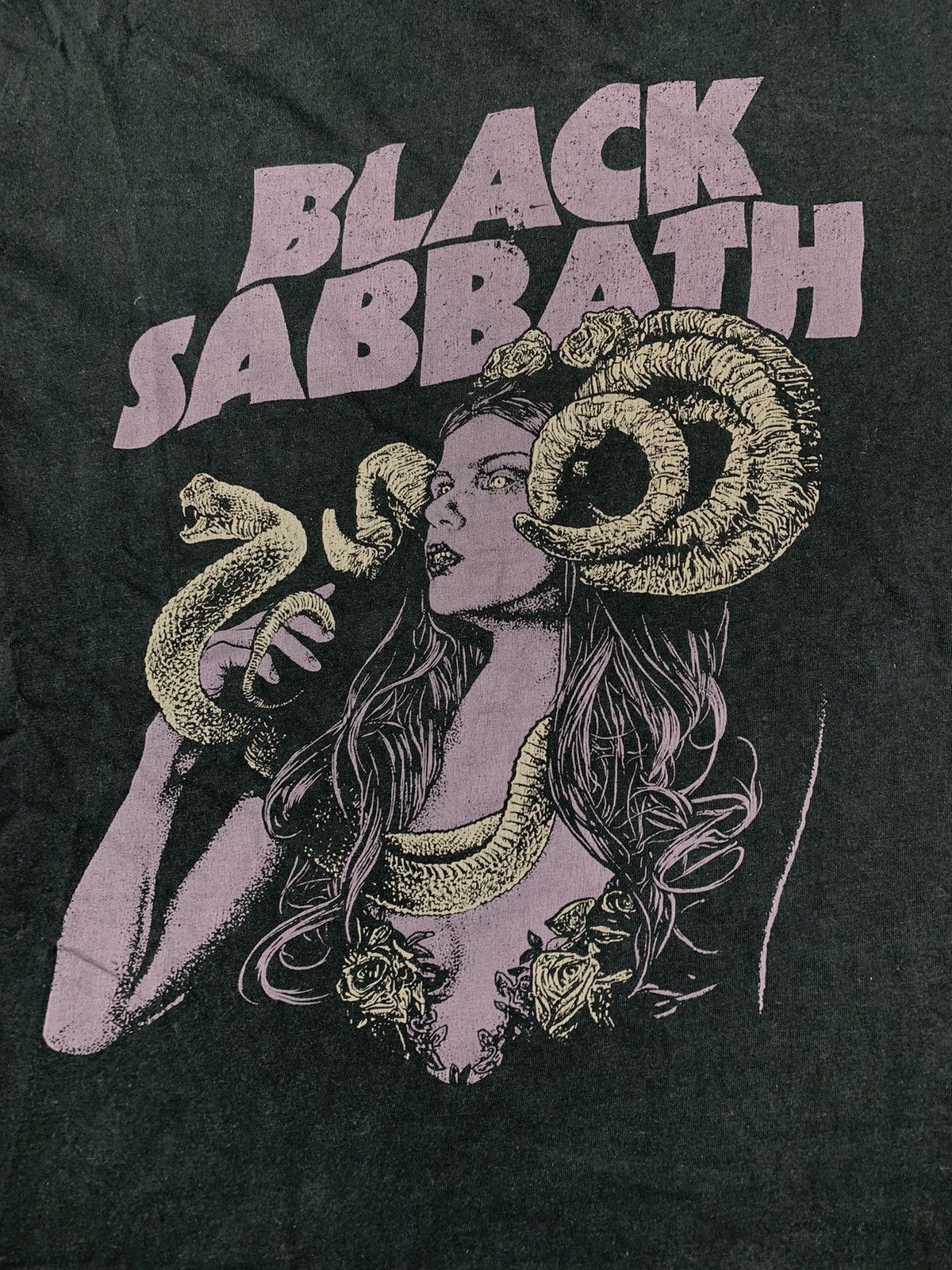 Band Tees × Vintage Vintage Y2K Black Sabbath band tee biglogo streetwear Size US L / EU 52-54 / 3 - 4 Thumbnail