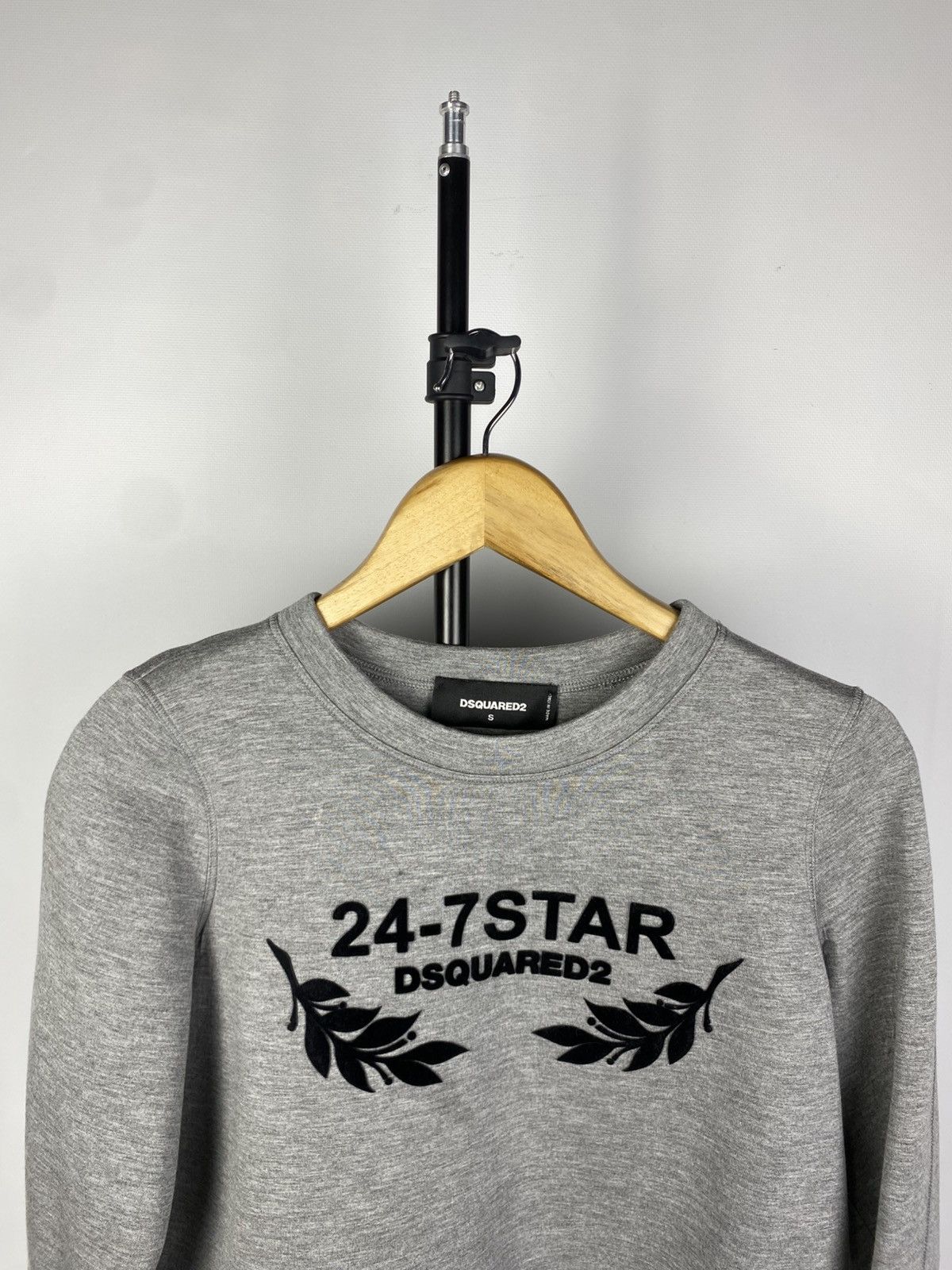 Designer × Dsquared2 × Vintage Vntg streetwear cropped luxury Designer Dsquared2 sweatshirt Size S / US 4 / IT 40 - 3 Thumbnail