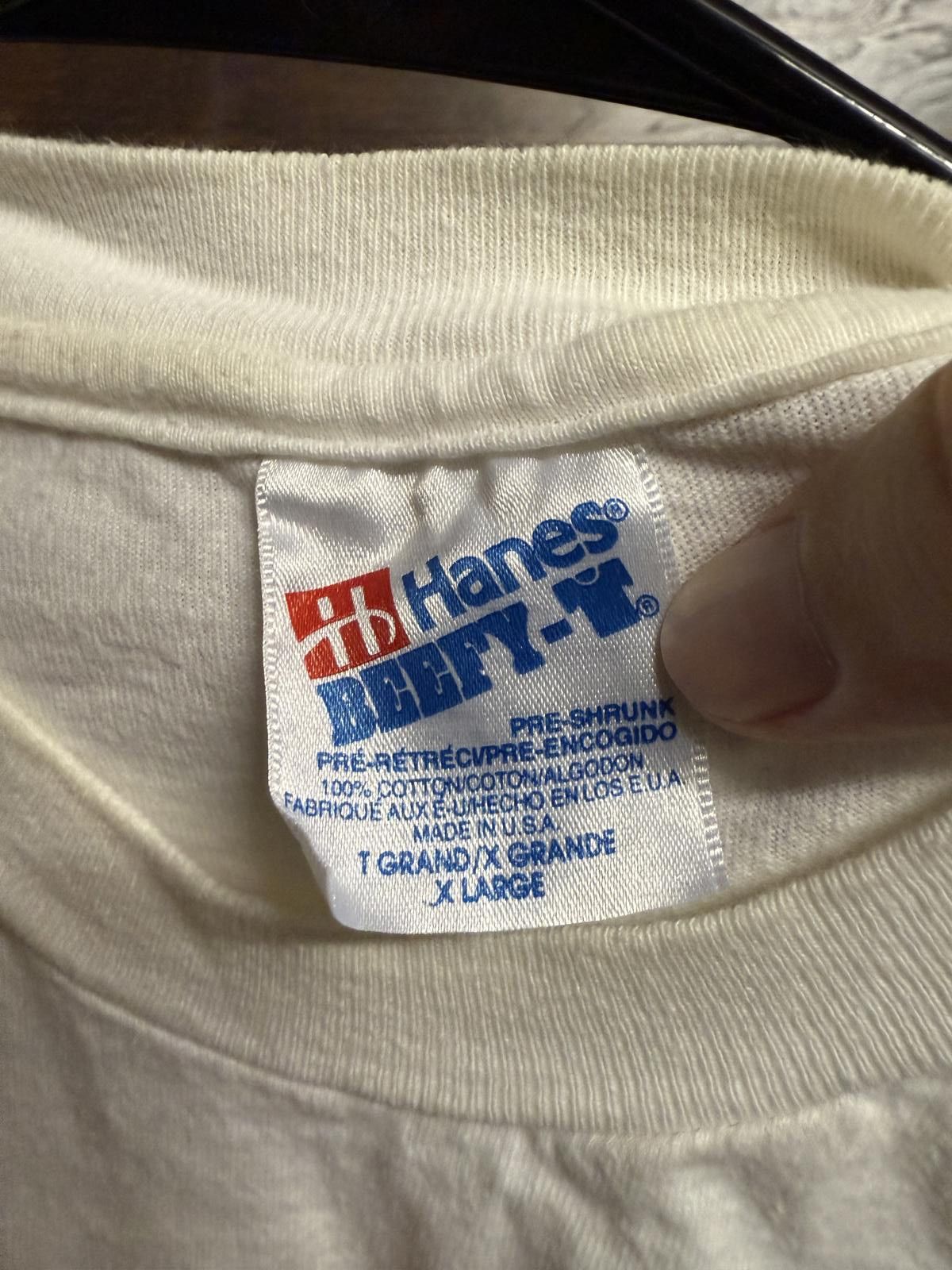 Hanes VTG Volleyball T-shirt Art Block Party Ichiban Net - XL Size US XL / EU 56 / 4 - 2 Thumbnail