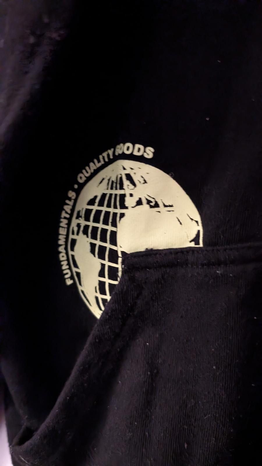 Urban Heritage Urban Heritage Fundamentals Hoodie Black Neon Text Size S/P Size US S / EU 44-46 / 1 - 4 Thumbnail