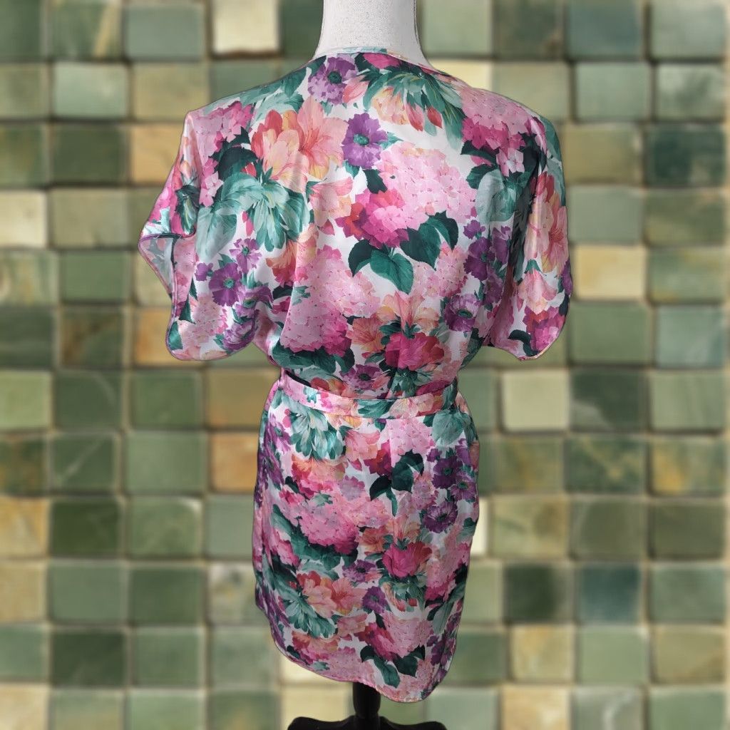 Vintage VINTAGE 2pc SATIN Nylon Floral mini Nightgown Short Sleeve Robe SET Medium D4S Size 32" / US 10 / IT 46 - 1 Thumbnail