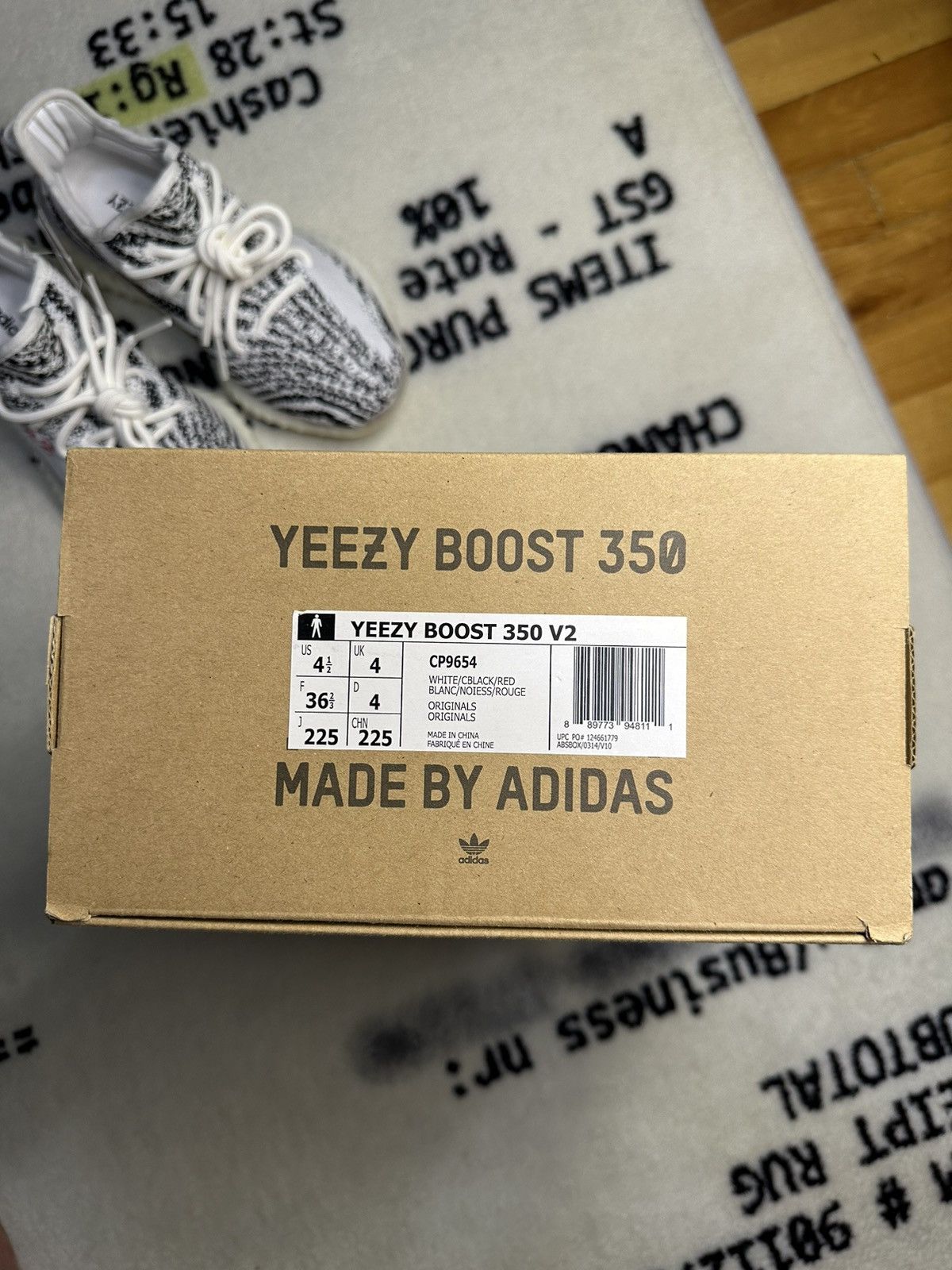 Adidas × Kanye West × Yeezy adidas Yeezy Boost 350 V2 Zebra Size US 5 / EU 37 - 7 Thumbnail