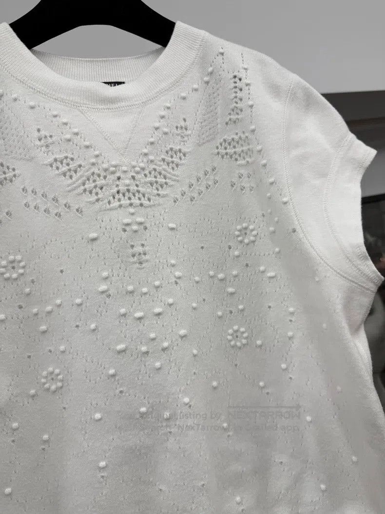 Chanel Chanel White hollow knitted short sleeves Size S / US 4 / IT 40 - 2 Thumbnail
