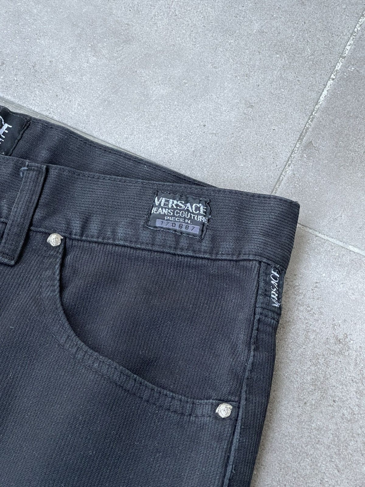 Versace Versace Jeans Couture High Rise Corduroy Black Denim Pants Size US 32 / EU 48 - 13 Thumbnail
