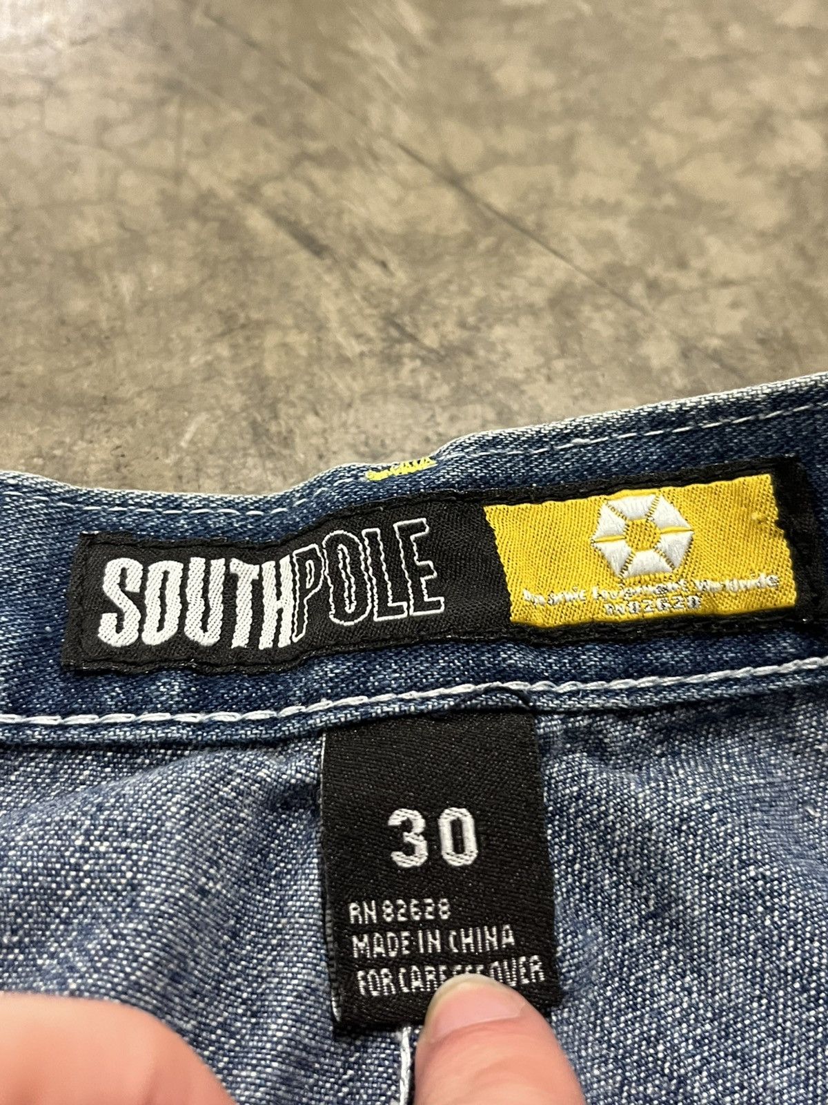 Southpole × Vintage Southpole baggy fit jorts skater streetwear hype rare y2k Size US 30 / EU 46 - 9 Thumbnail