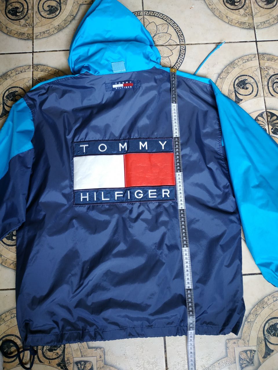 Tommy Hilfiger Vintage 90s Tommy Hilfiger Sailing Gear Big Flag Jacket Size US M / EU 48-50 / 2 - 19 Thumbnail