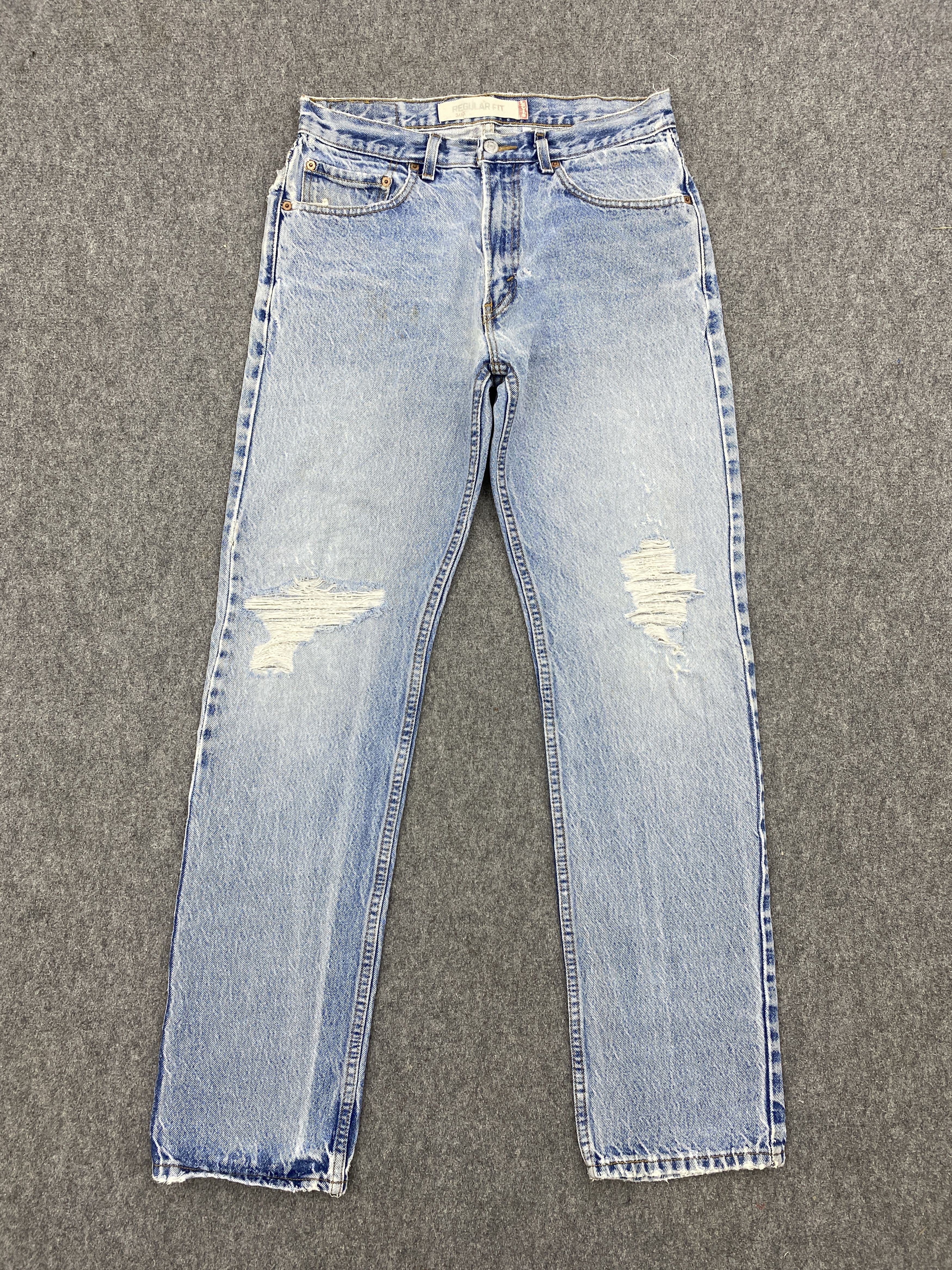 Levi's Vintage Levis 505 Faded Blue Distressed Jeans DP2688 Size US 30 / EU 46 - 1 Thumbnail