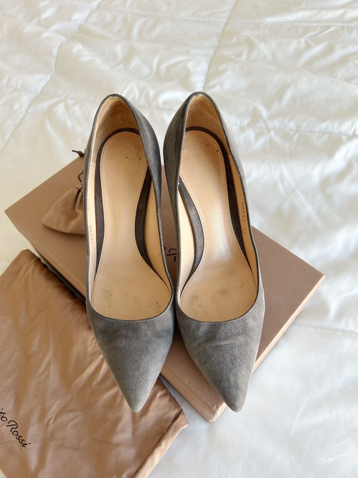 Gianvito Rossi Gianvito Rossi Gianvito 85 Suede Heels Size US 7 / IT 37 - 2 Thumbnail