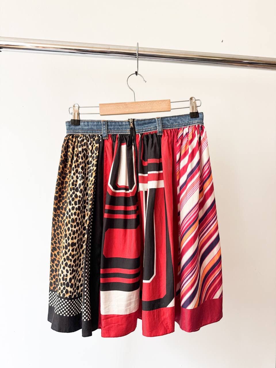 Dolce & Gabbana D&G Dolce & Gabbana Silk Skirt Size 27" / US 4 / IT 40 - 3 Thumbnail