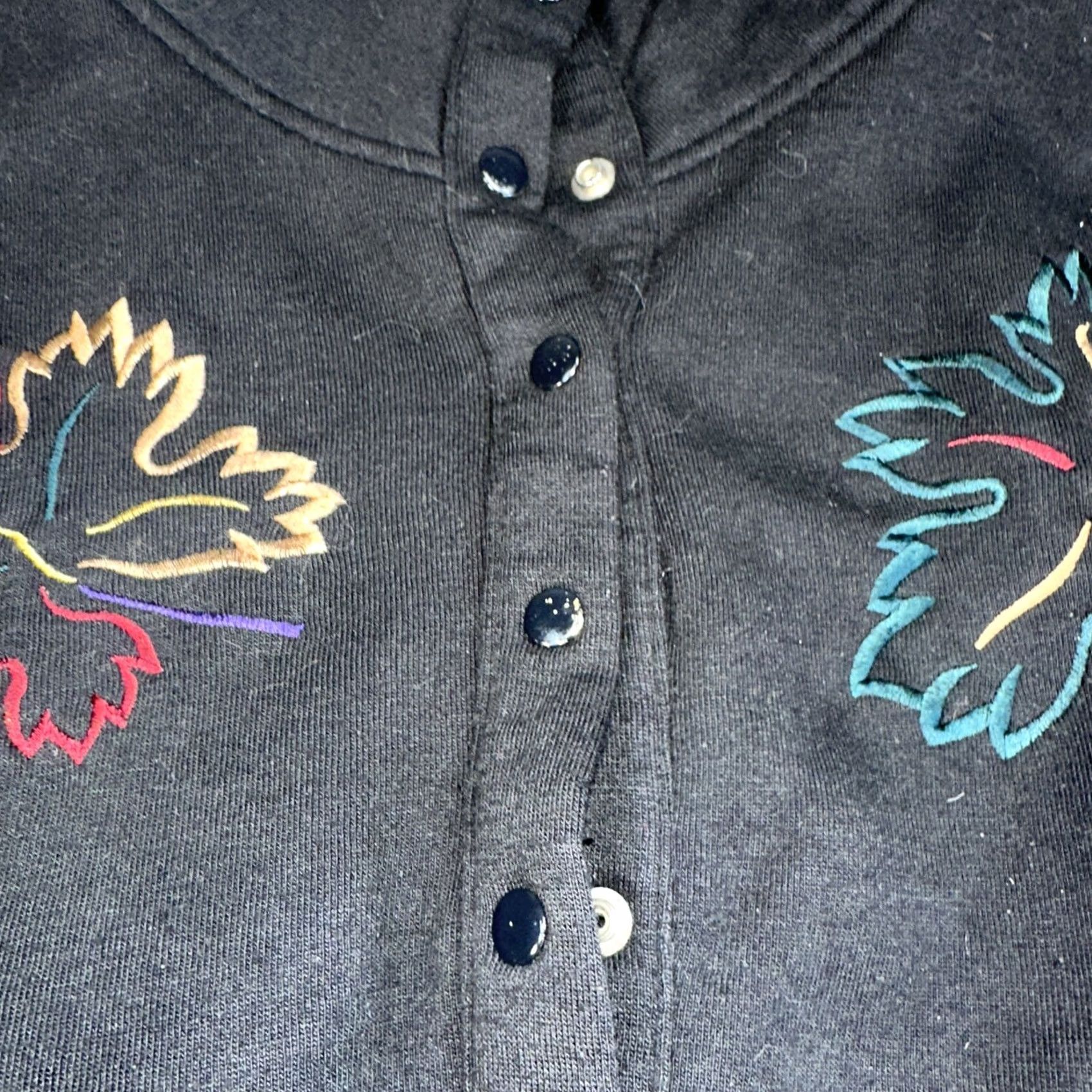 Vintage VINTAGE Women’s Embroidered Fall Leaves Button-Up Crewneck Shirt XL Black Womens Size XL / US 12-14 / IT 48-50 - 5 Thumbnail