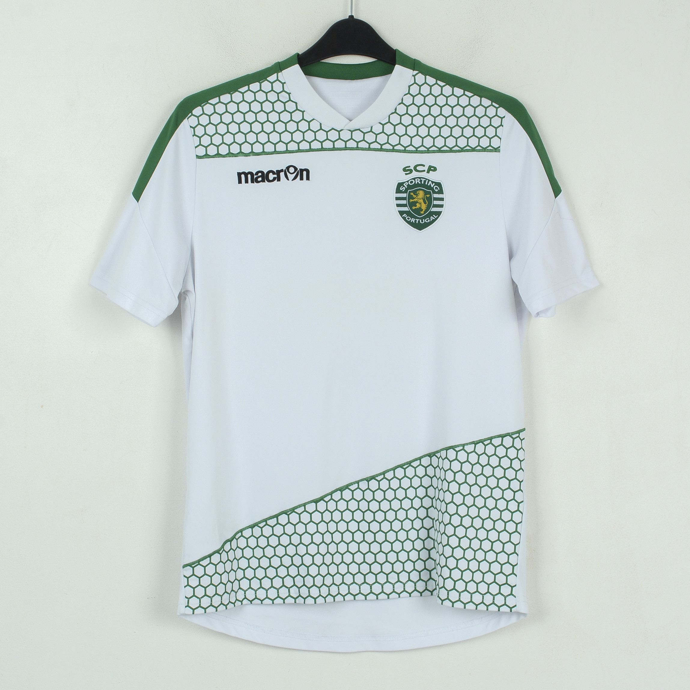 Macron Sporting CP Men M Special 2015 2016 Shirt #19 Teo Gutierrez Size US M / EU 48-50 / 2 - 1 Thumbnail