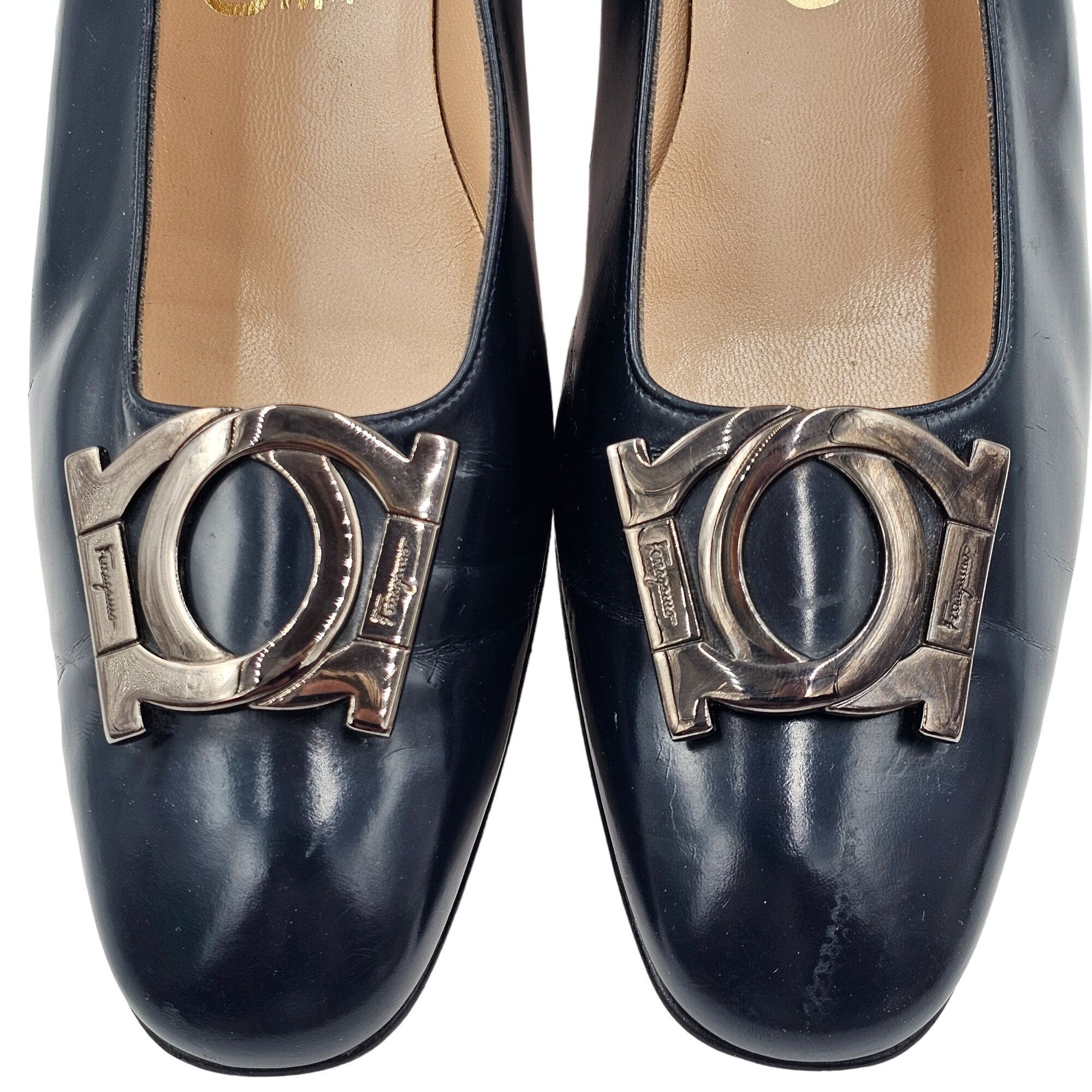 Vintage Salvatore Ferragamo Women 10AAA Navy Blue Patent Lea
