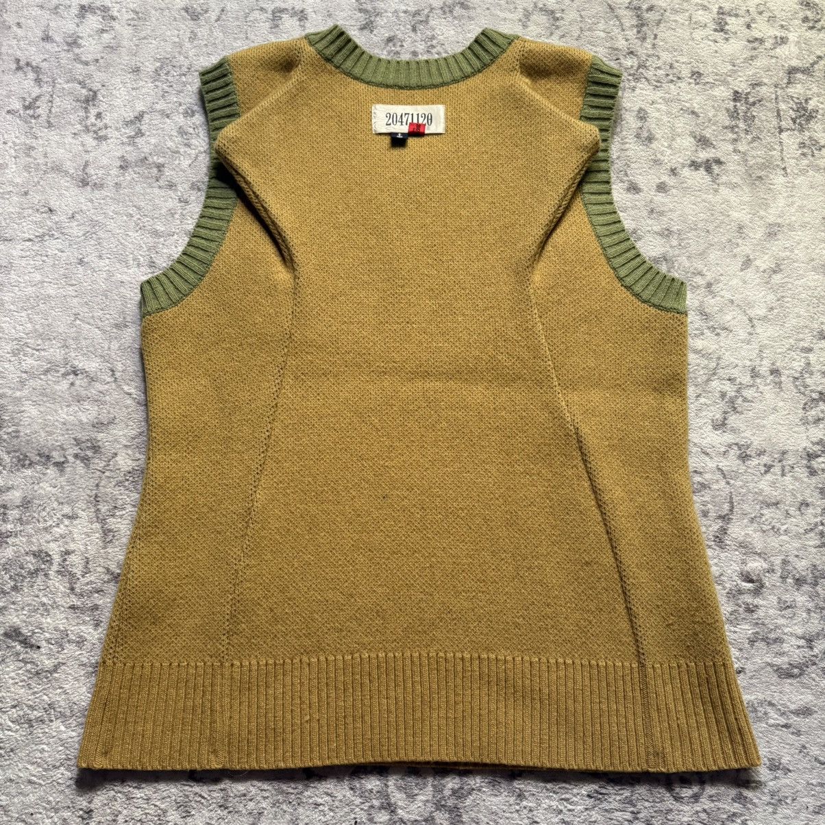 20471120 20471120 Hyoma Scabbed Wing Knit Vest Yellow | Size M Size US M / EU 48-50 / 2 - 4 Thumbnail