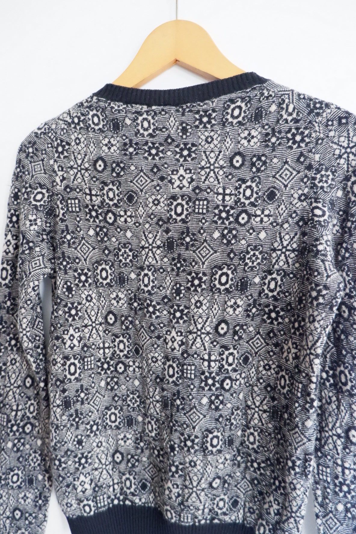 Chanel CHANEL JACQUARD Cashmere Knitwear Size US S / EU 44-46 / 1 - 5 Thumbnail
