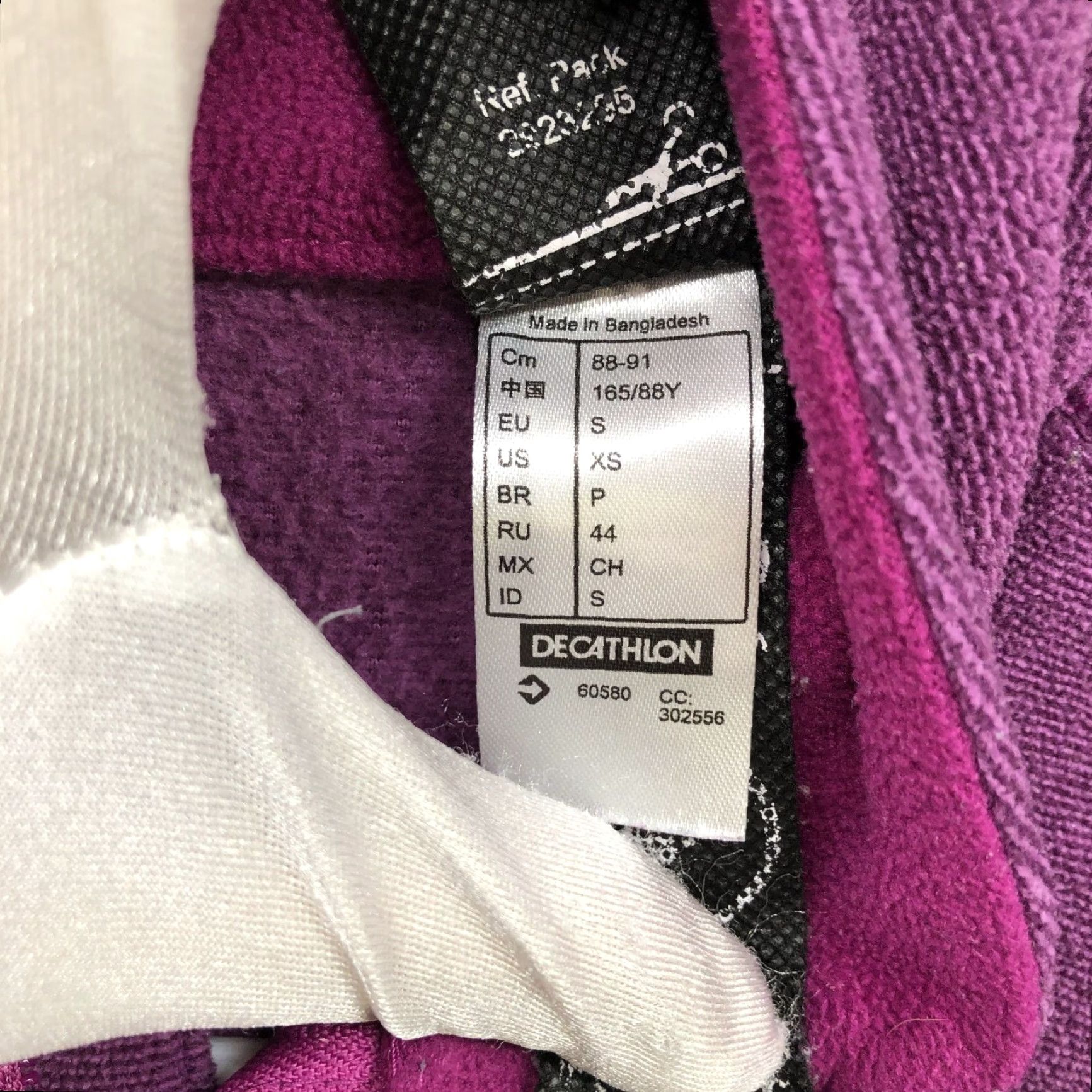 Vintage DECATHLON Quechua Fleece Jacket Womens XS Full Zip Lightweight Purple Pink Jacket Womens XS Purple Pink Outdoor Winter Fall Casual Travel Size XS / US 0-2 / IT 36-38 - 5 Thumbnail