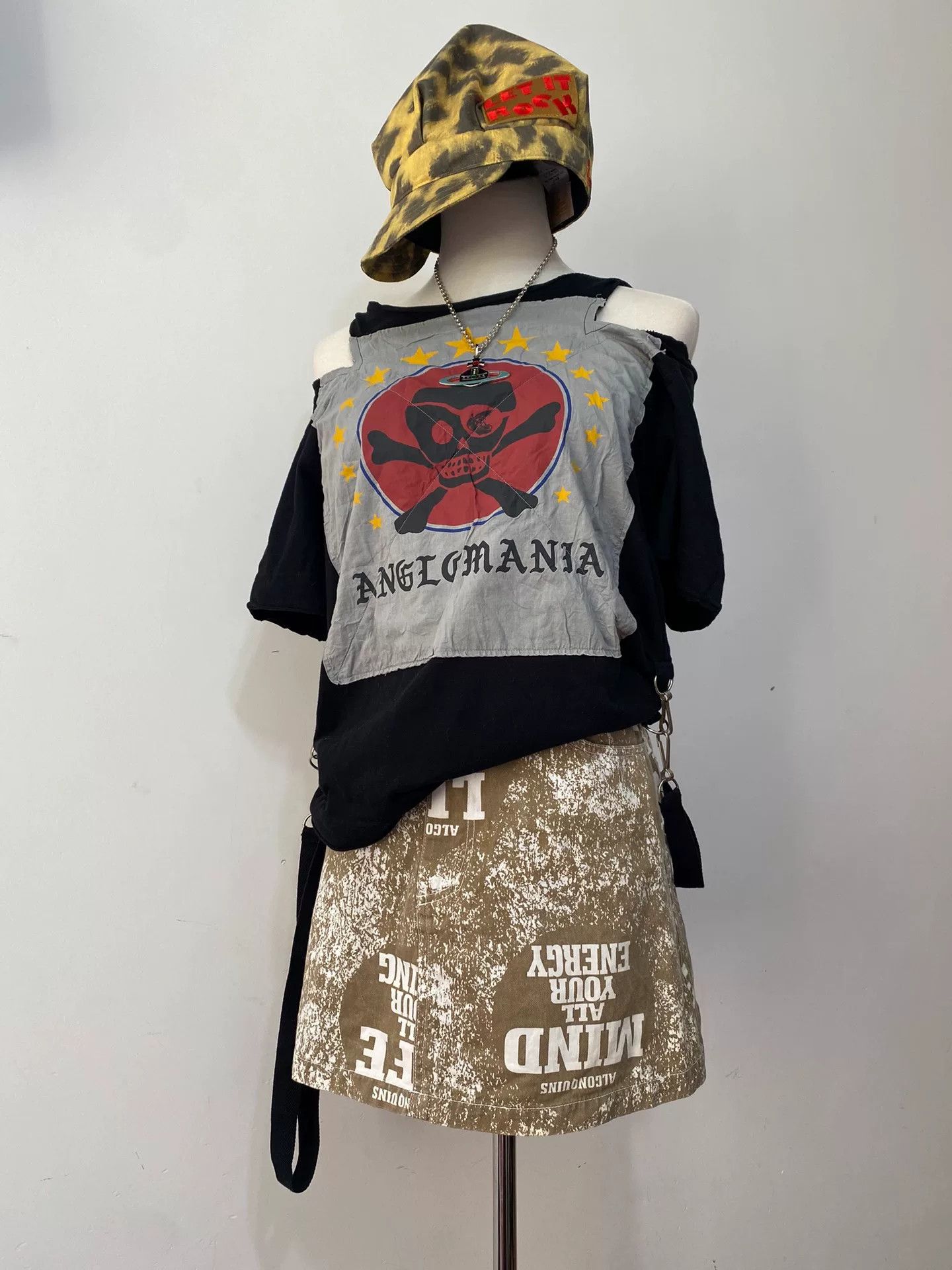 Vivienne Westwood vivienne westwood punk style vest and skirt Size M / US 6-8 / IT 42-44 - 1 Thumbnail