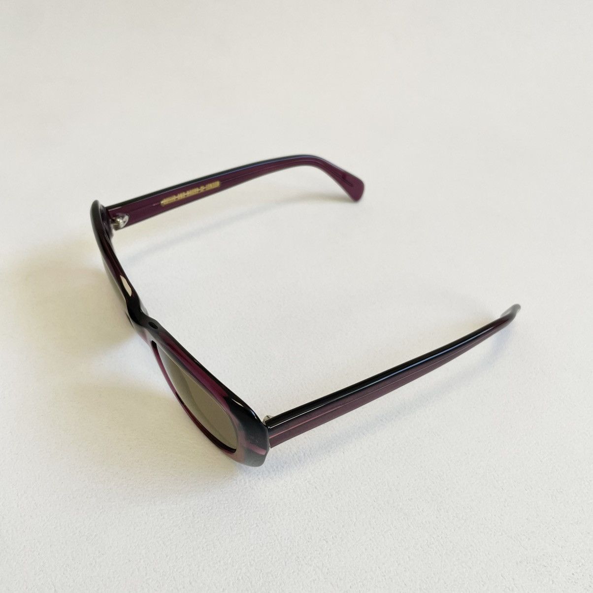 Cutler and Gross ‘Clear Purple’ 70s Rounded Edge Sunglasses Size ONE SIZE - 5 Thumbnail