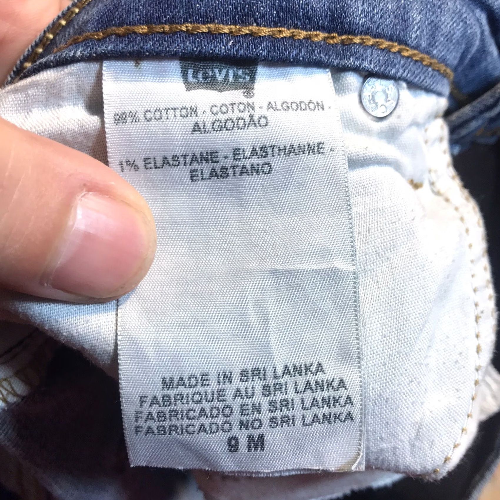 Levi's VINTAGE Levi's 518 Bootcut Jeans Womens Tag 9 x 27.5 Inseam Raw Hem Western Cowgirl Jeans 80s 90s USA Cowboy Rodeo Mens? Girls? Size 30" / US 8 / IT 44 - 6 Thumbnail