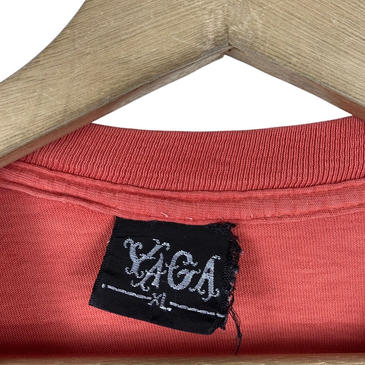 Vintage Vintage 90s YAGA Surfing Big logo tee Size US XL / EU 56 / 4 - 4 Thumbnail