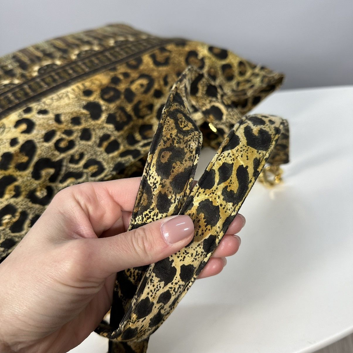 Versace GIANNI VERSACE Christian Fischbacher LEOPARD 🐆 bag vintage Size ONE SIZE - 9 Thumbnail