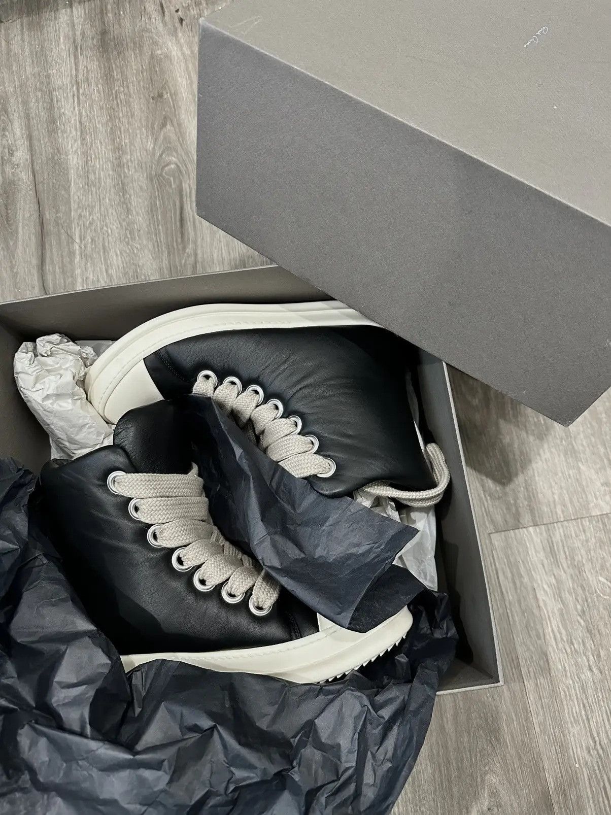 Rick Owens Rick Owens Jumbo Lace Padded Ramones High Size US 10.5 / EU 43-44 - 1 Thumbnail
