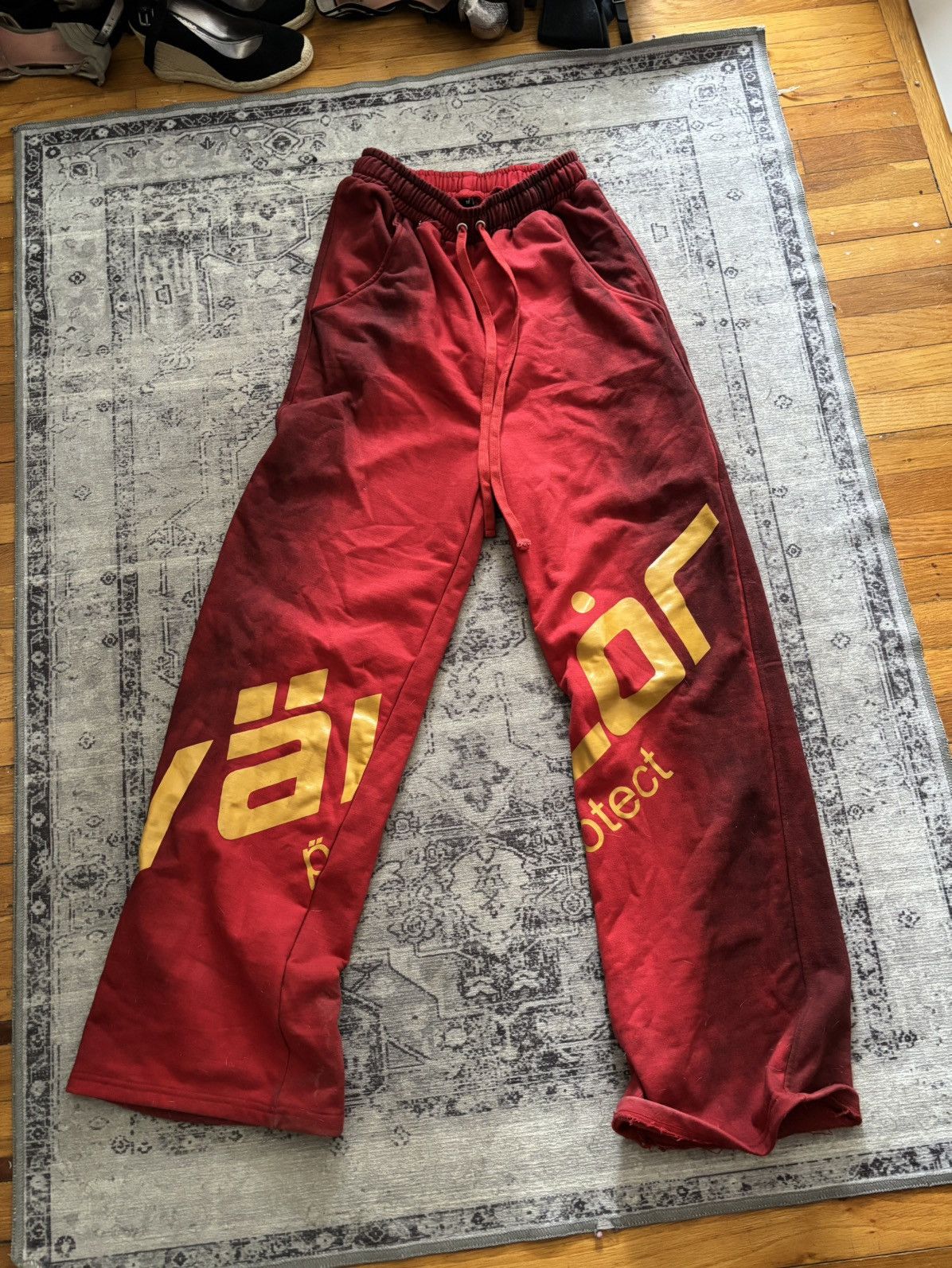 Japanese Brand Sweatpants Size US 34 / EU 50 - 1 Thumbnail