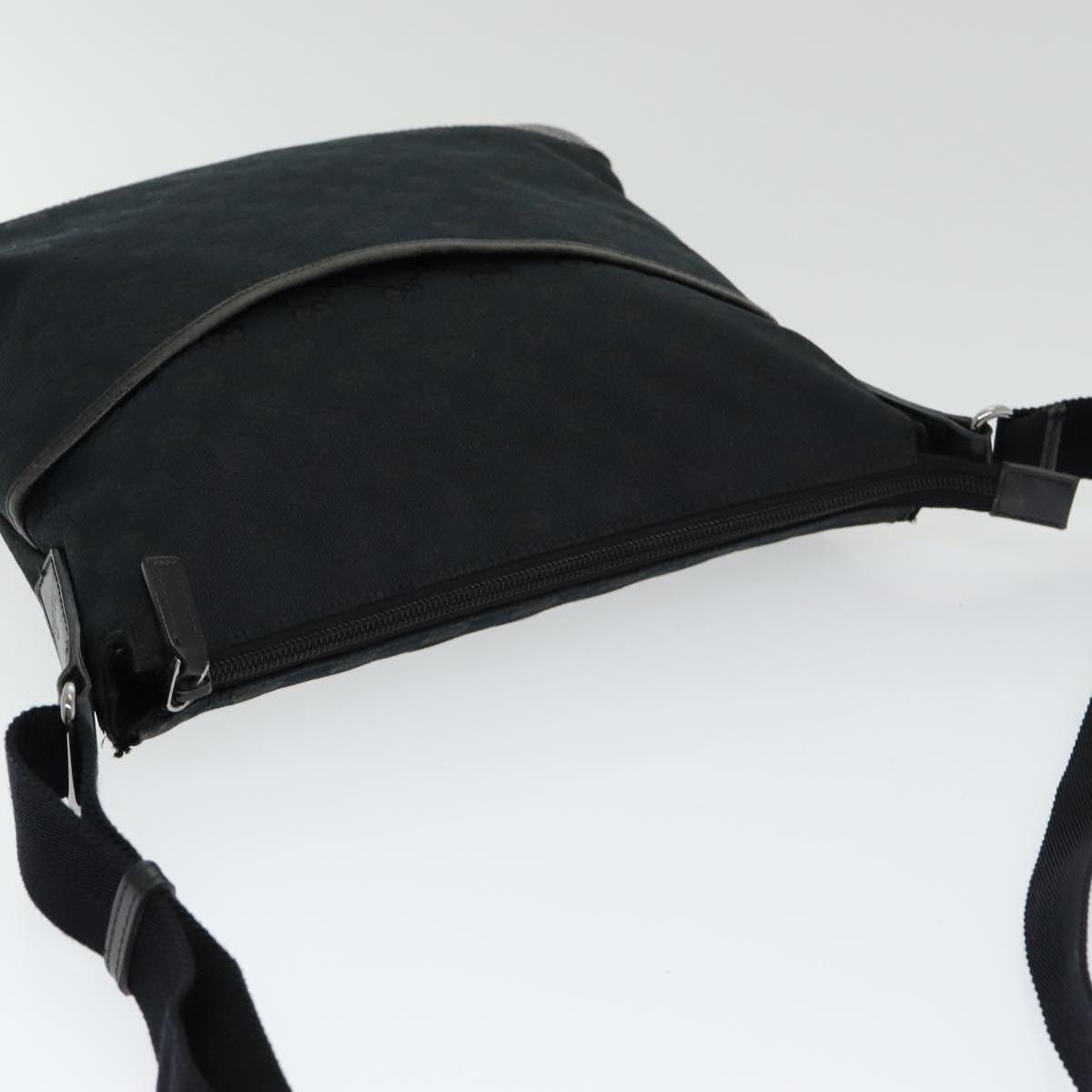 Gucci GUCCI GG Canvas Shoulder Bag Black Size ONE SIZE - 6 Thumbnail