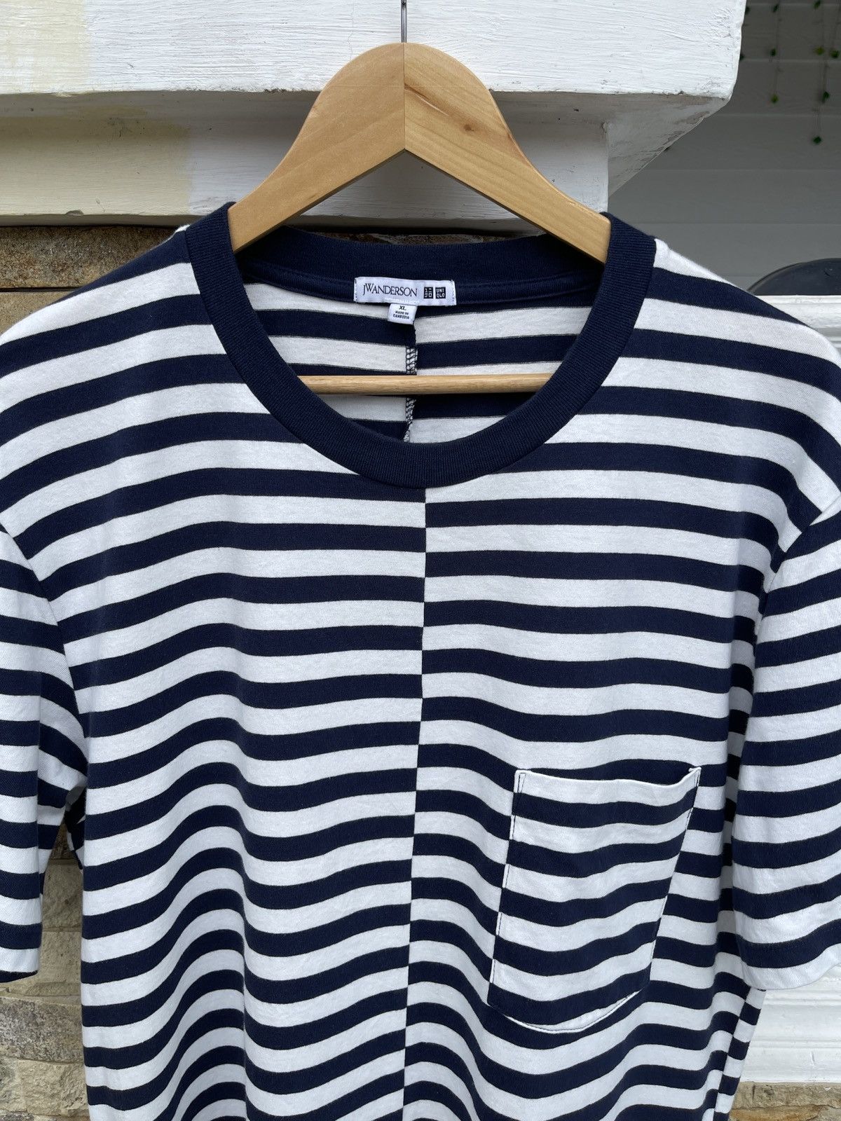 JW Anderson Last Drop🔥Rare🔥UNIQLO x JW ANDERSON Stripe Pocket Tee Size US XL / EU 56 / 4 - 2 Thumbnail